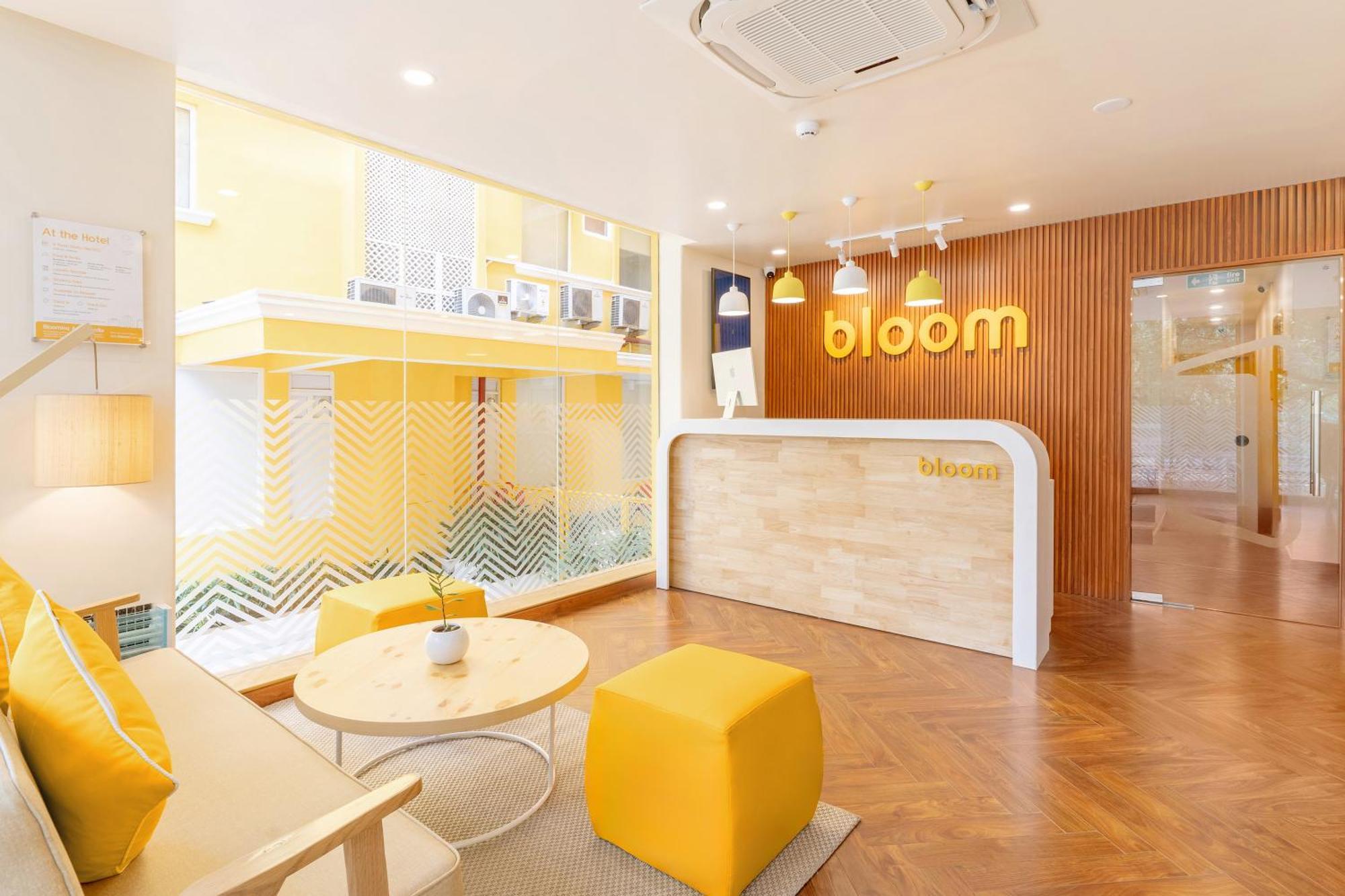 Hotel Bloom - Cr Park New Delhi