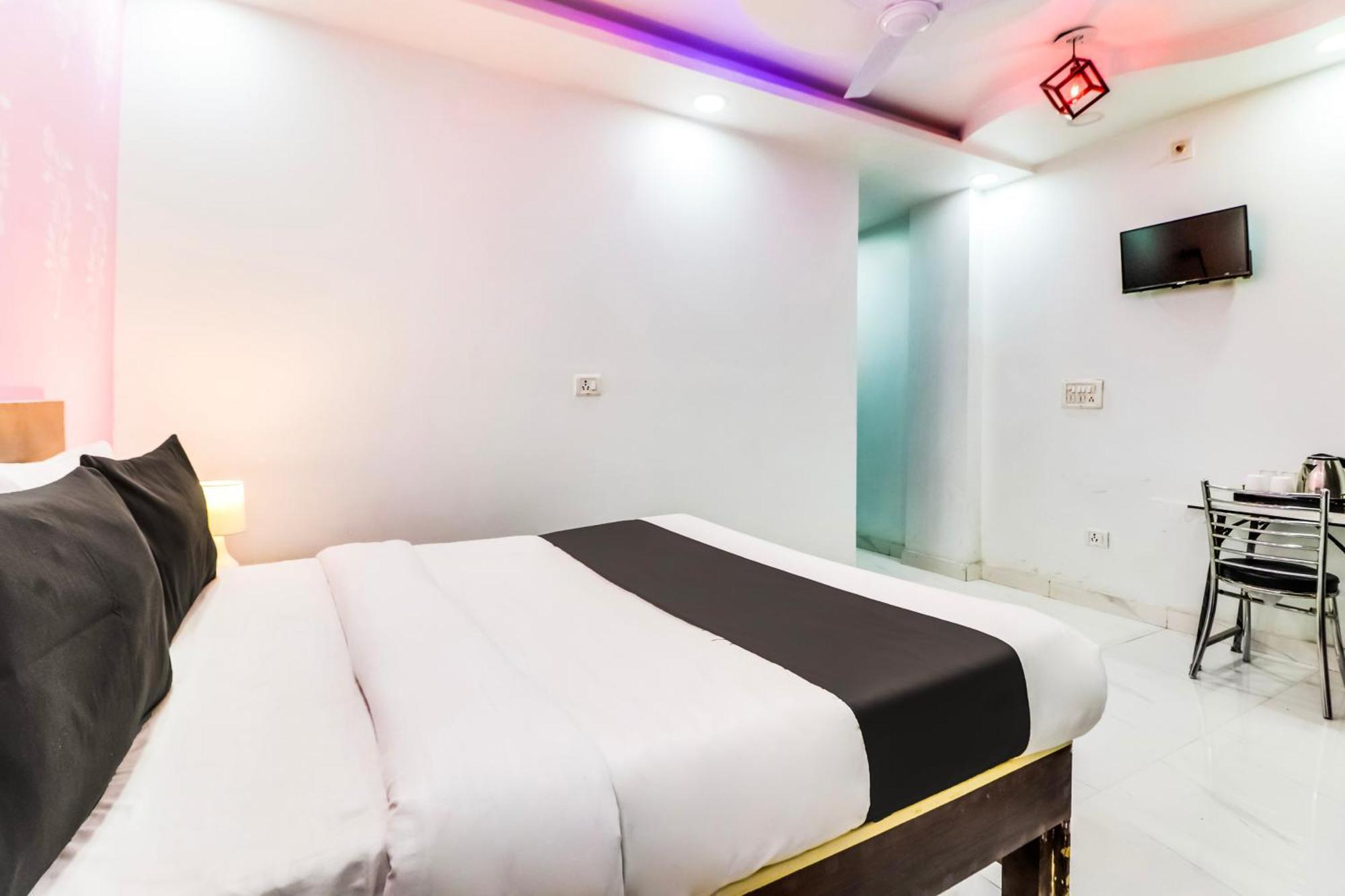 Hotel O Silent Moon Delhi (National Capital Territory of India)