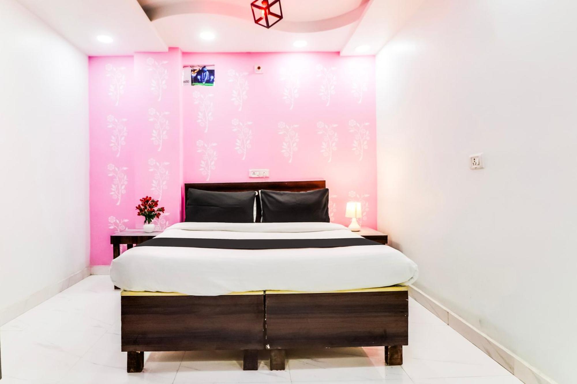 Hotel O Silent Moon Delhi (National Capital Territory of India)