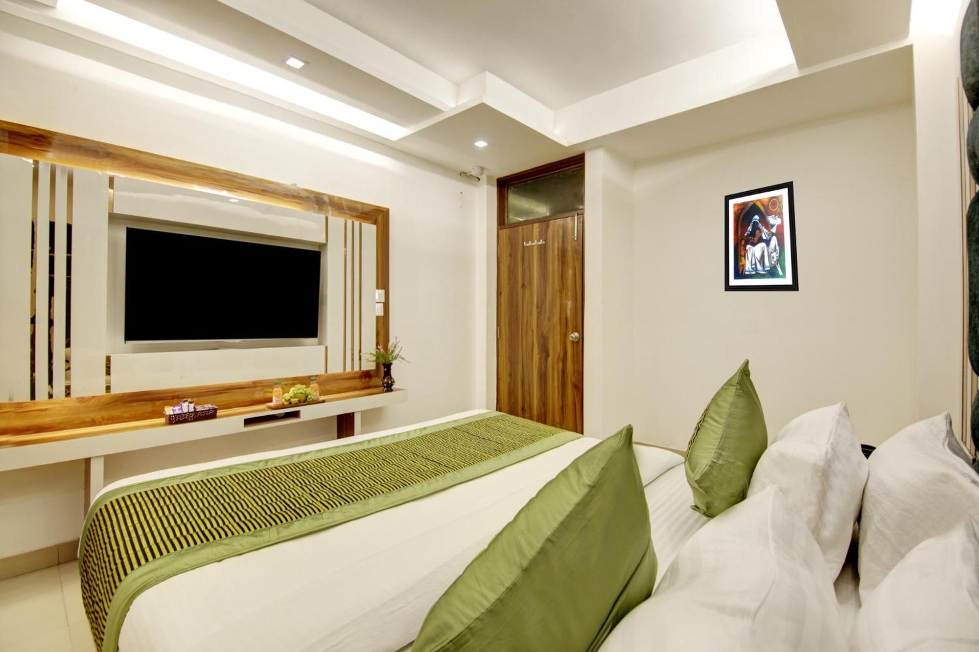 Hotel Hotel Star Villa - Front Of New Delhi Railway Station & 5 Minute From Connaught Place