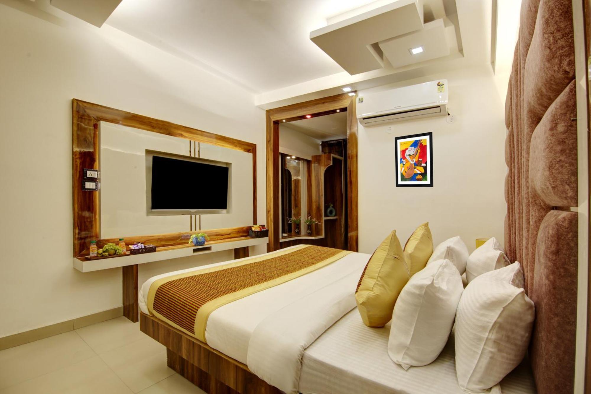 Hotel Hotel Star Villa - Front Of New Delhi Railway Station & 5 Minute From Connaught Place 4*