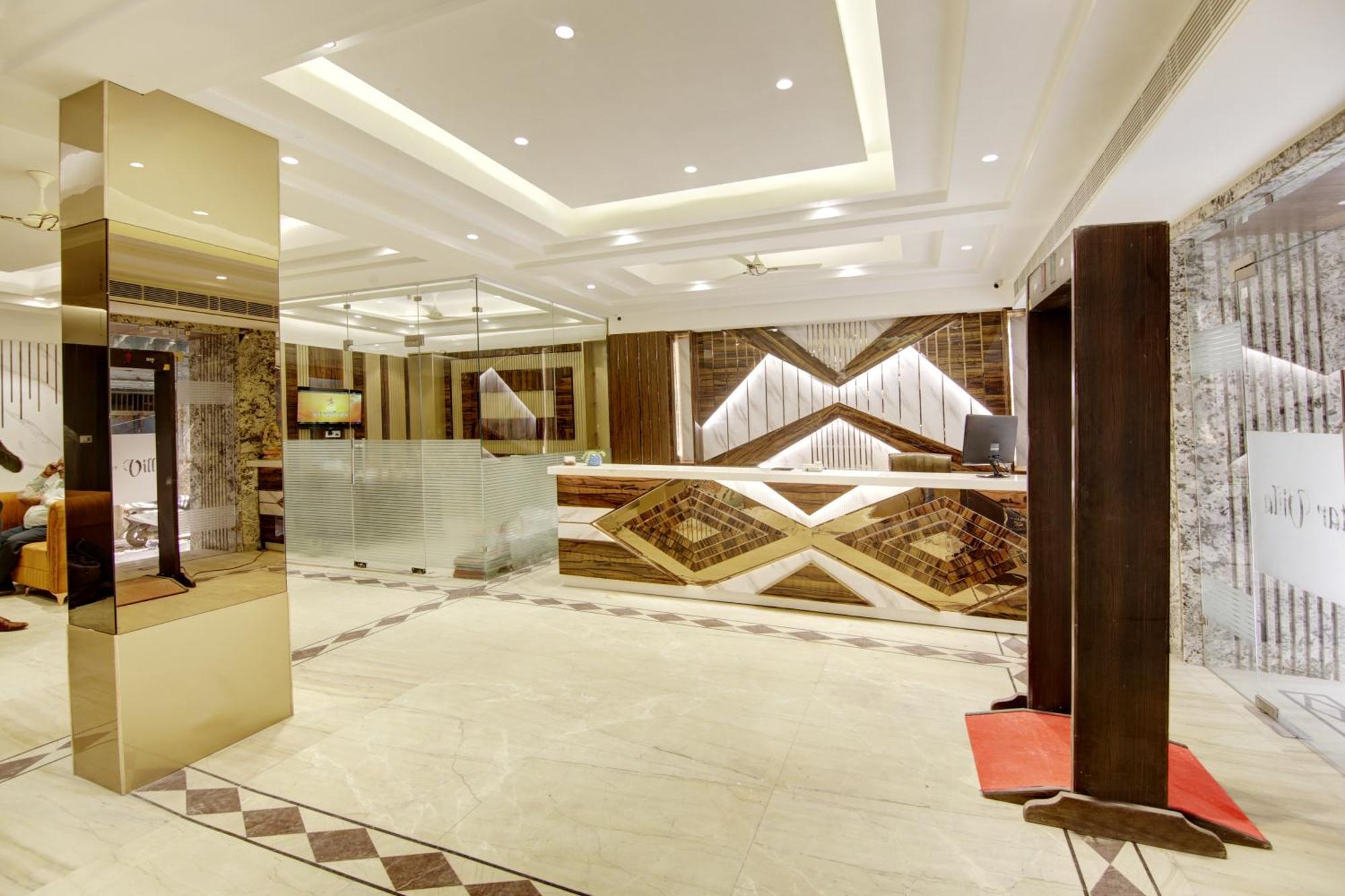 Hotel Star Villa - Front Of New Delhi Railway Station & 5 Minute From Connaught Place Hotel 4*