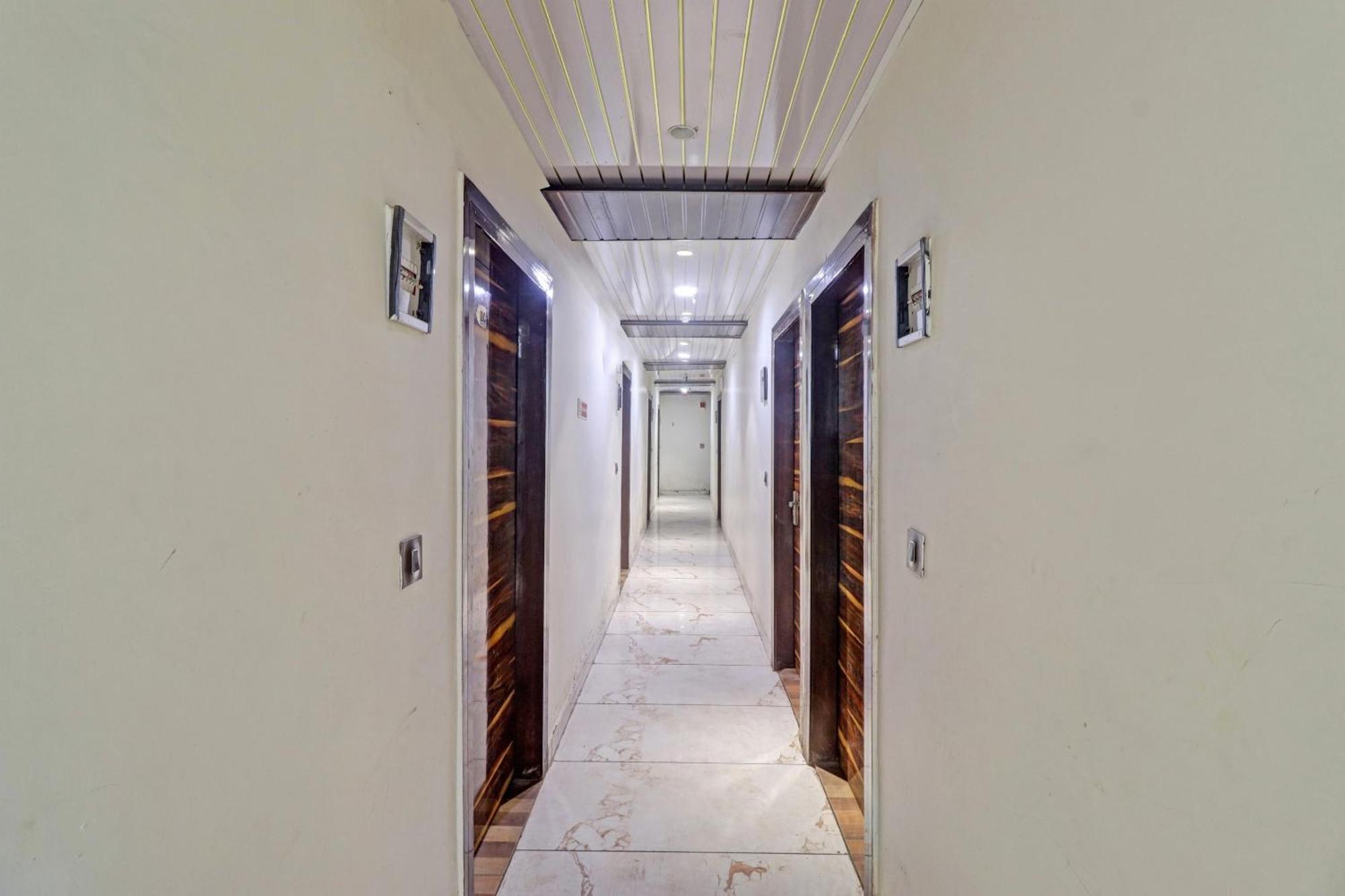 Townhouse Bhavya Residency Delhi (National Capital Territory of India)