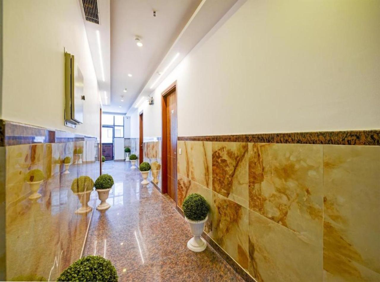 Rosewood Near Delhi Airport Hotel 4*