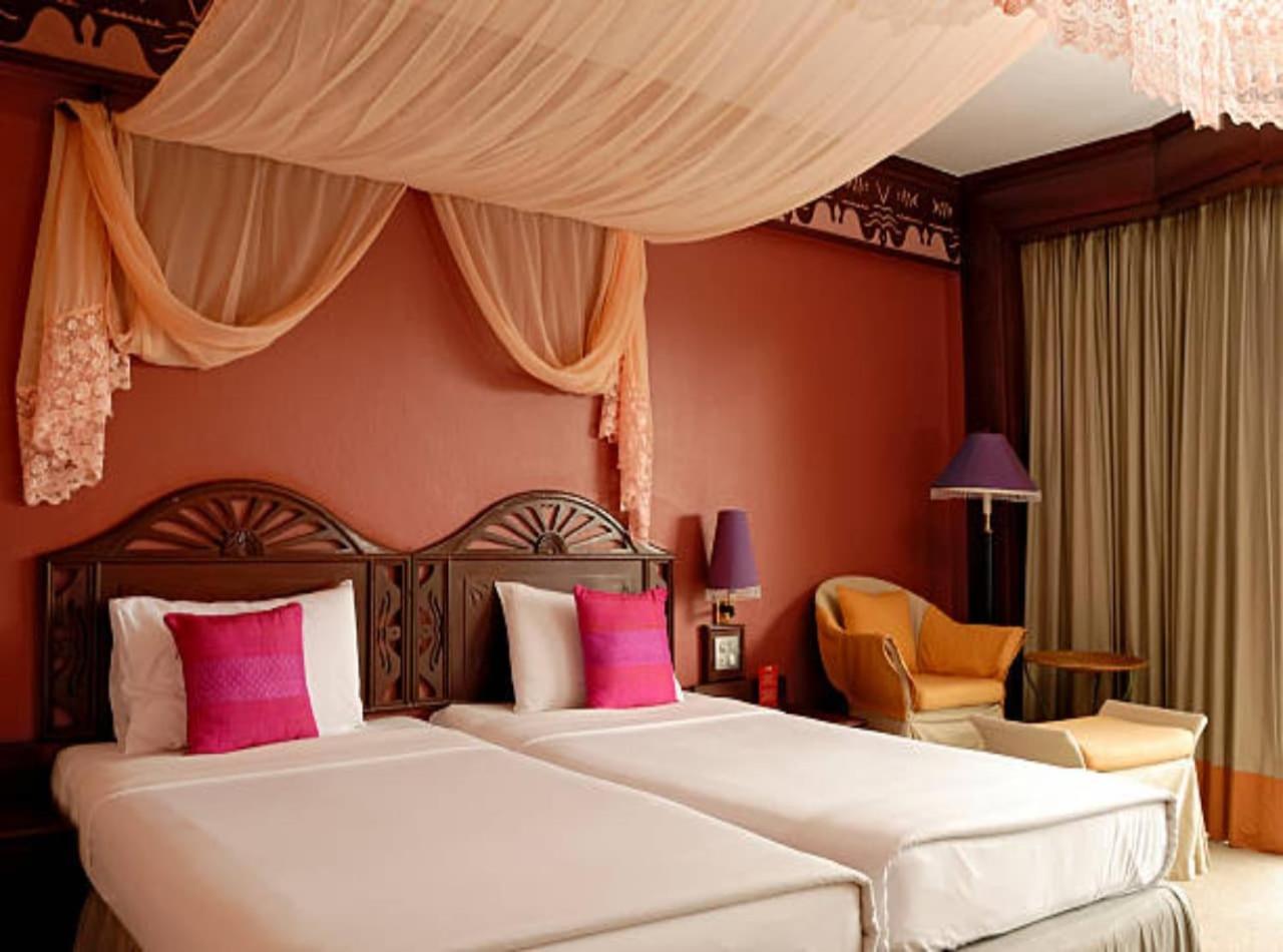 Rosewood Near Delhi Airport