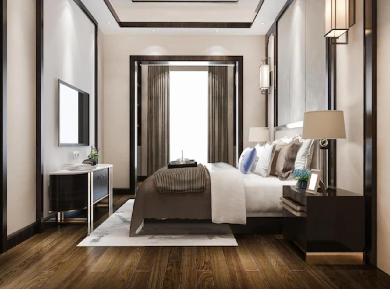 Hotel Rosewood Near Delhi Airport 4*