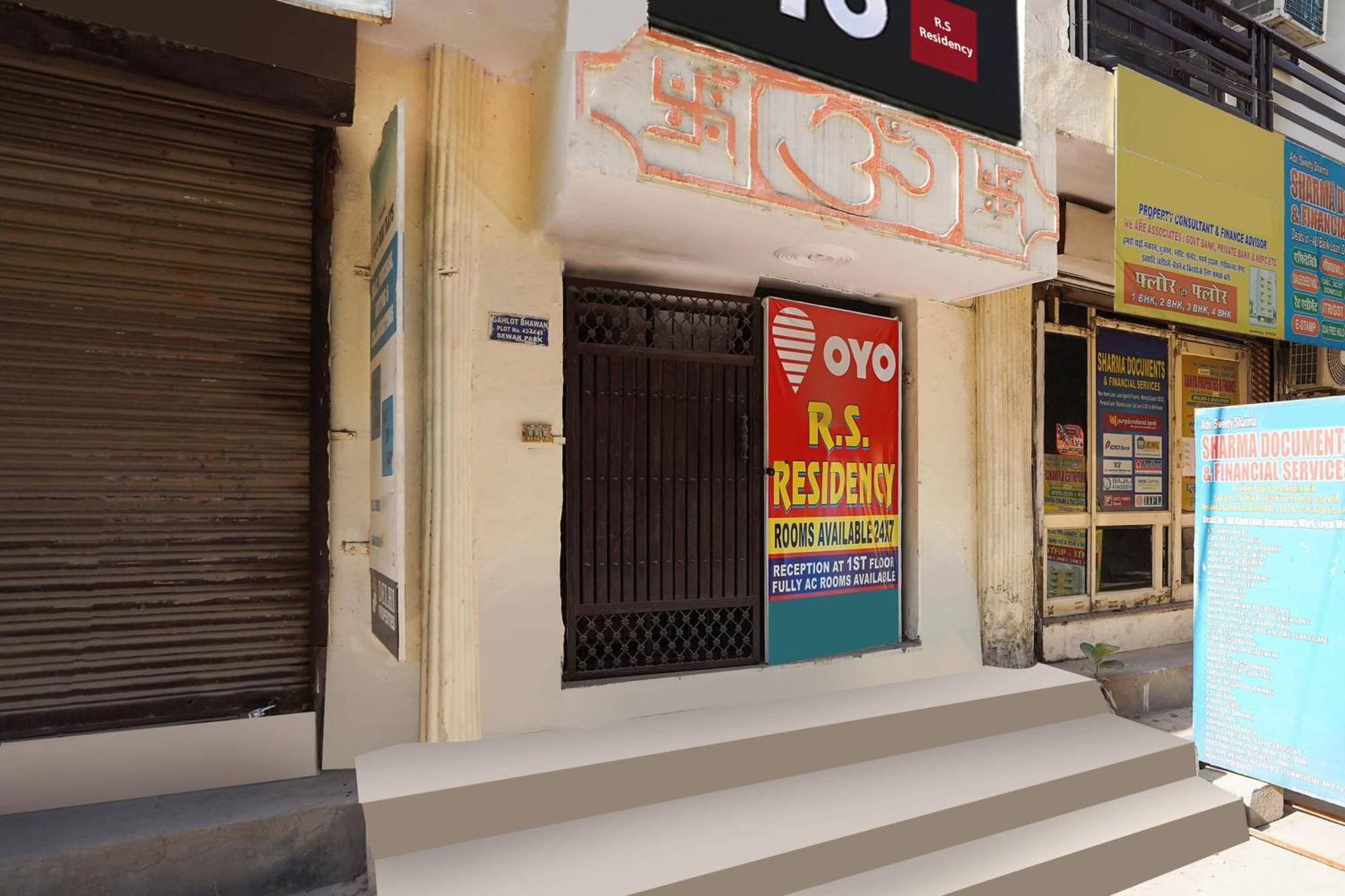 Hotel Super O R S Residency