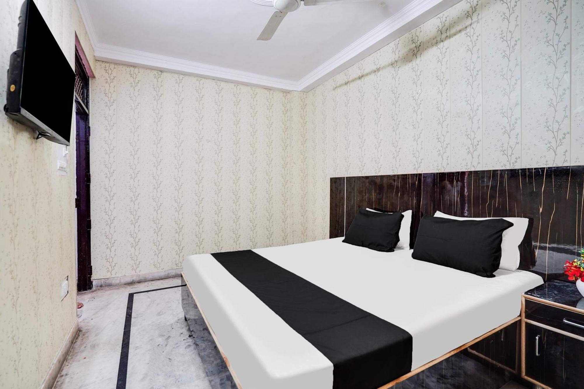 Super O R S Residency 4* Delhi (National Capital Territory of India)