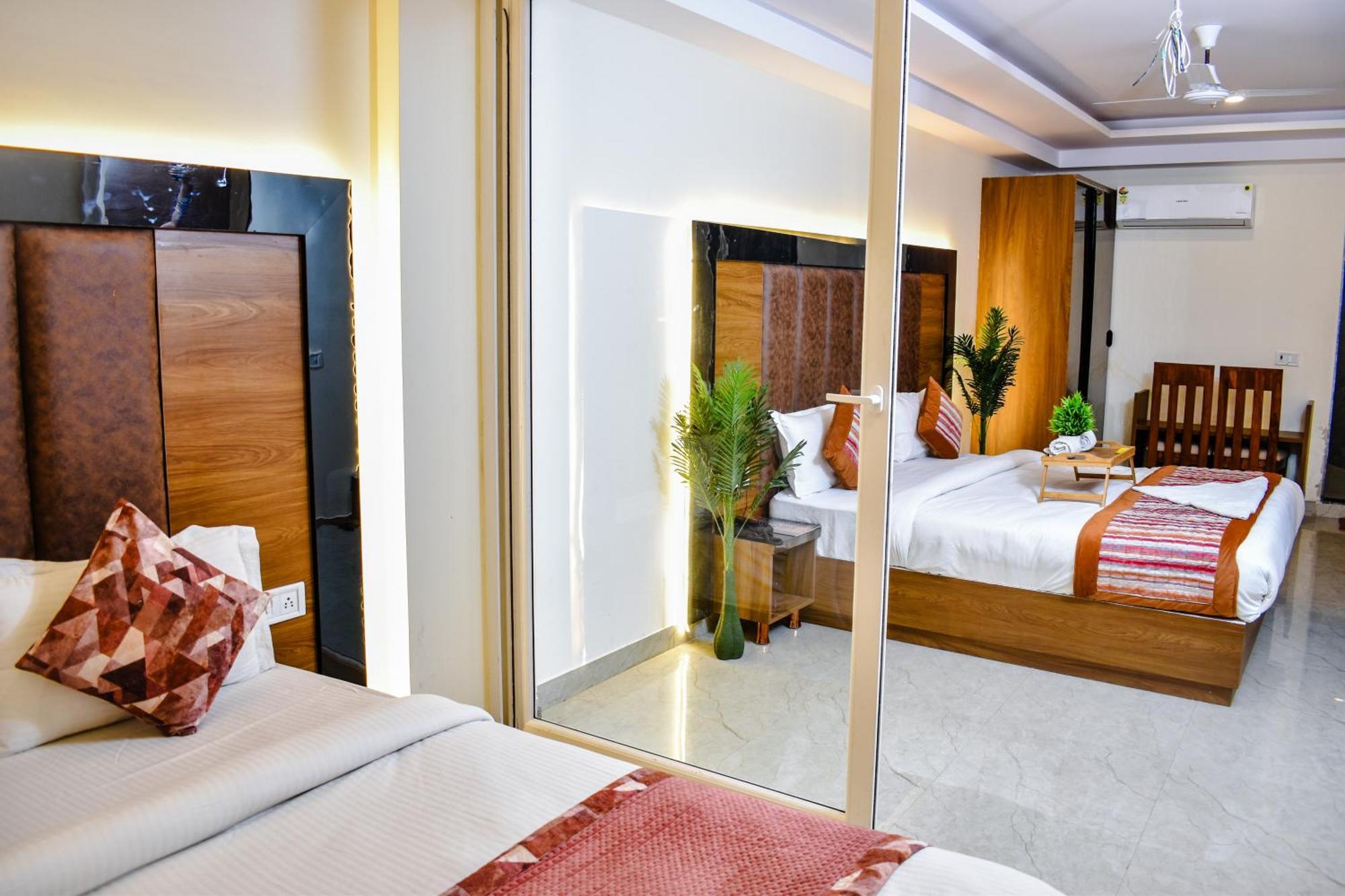 Hotel Yash Palace