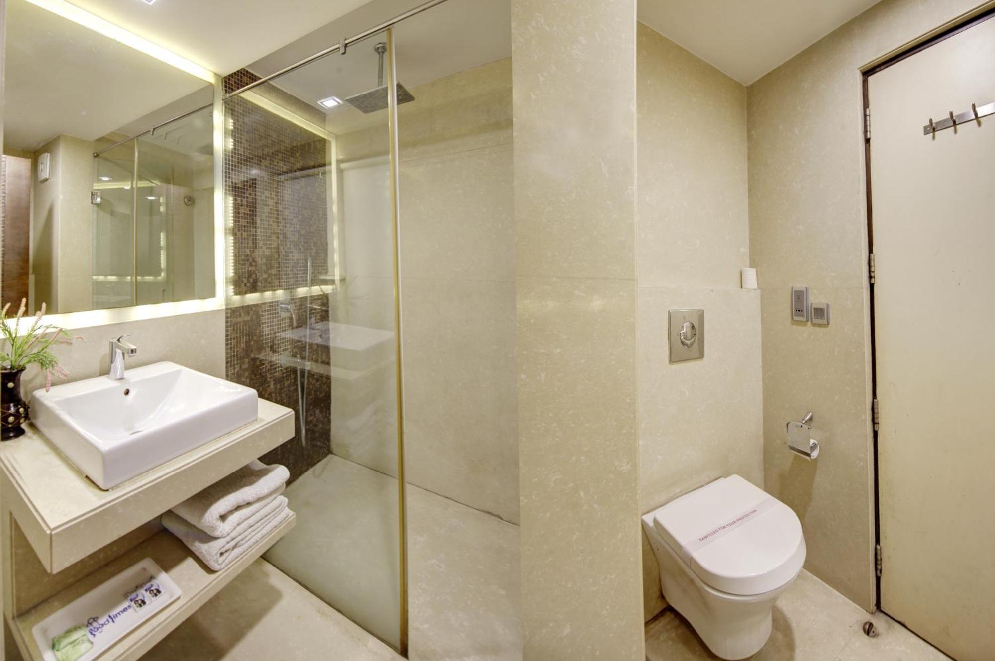 Hotel Hotel Good Times Near Ganga Ram Hospital And Karol Bagh Metro Delhi (National Capital Territory of India)