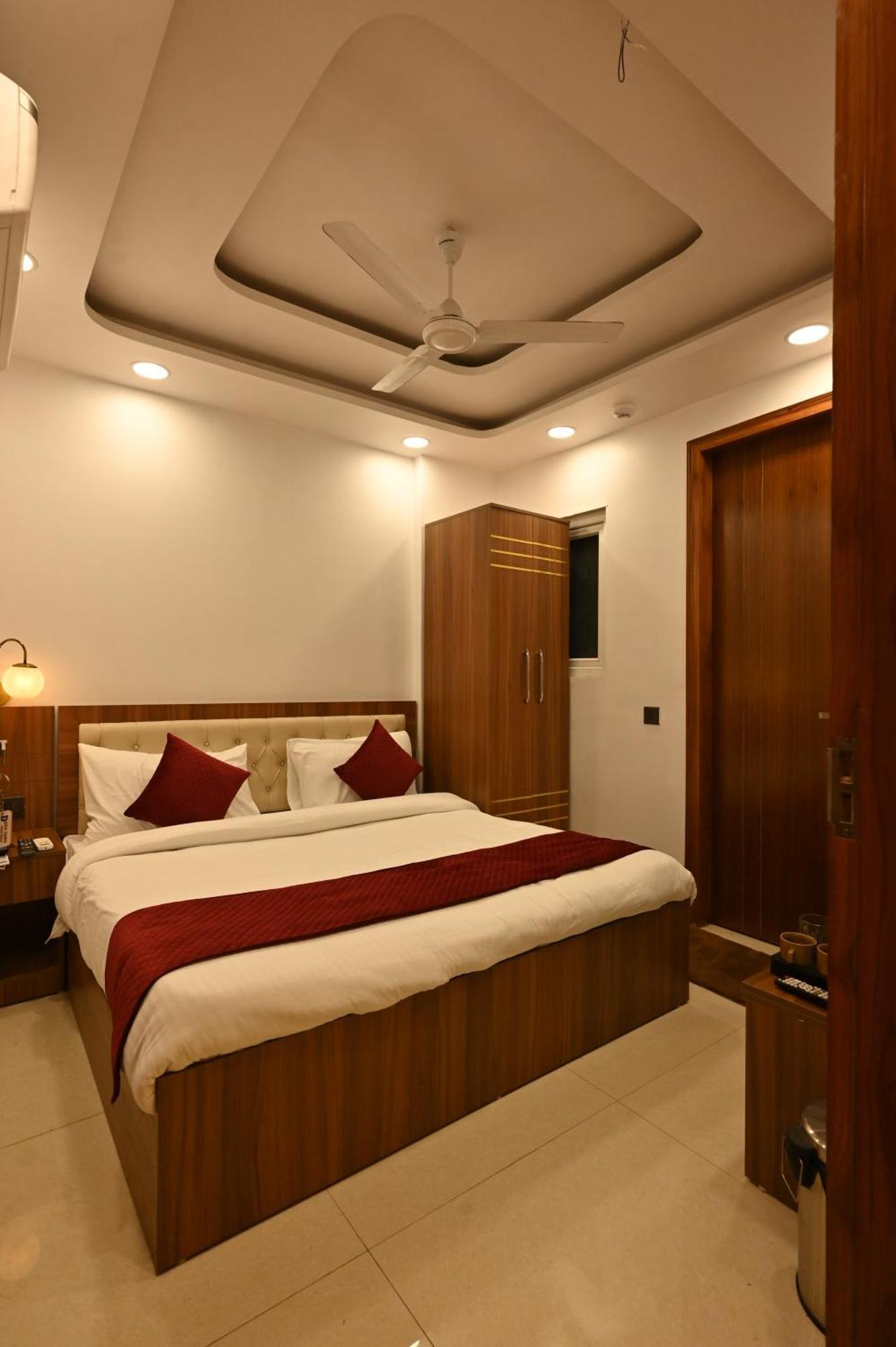Down Town Paschim Vihar 3* Delhi (National Capital Territory of India)