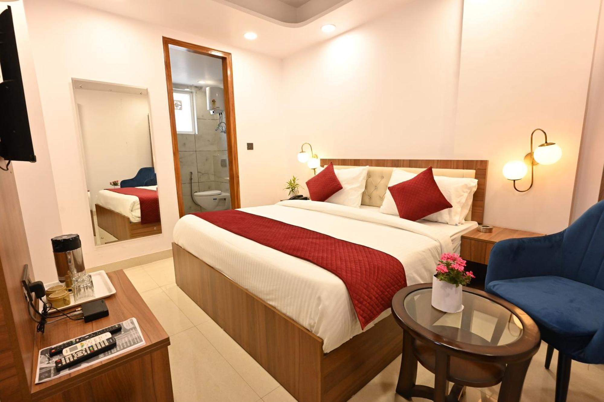 Hotel Down Town Paschim Vihar Delhi (National Capital Territory of India)