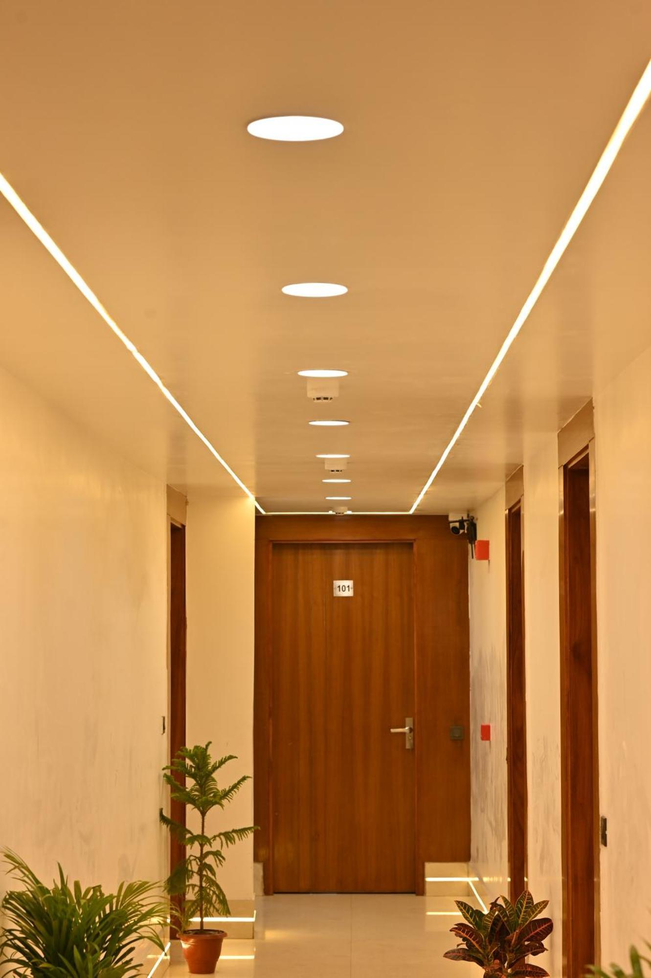 Hotel Down Town Paschim Vihar Delhi (National Capital Territory of India)