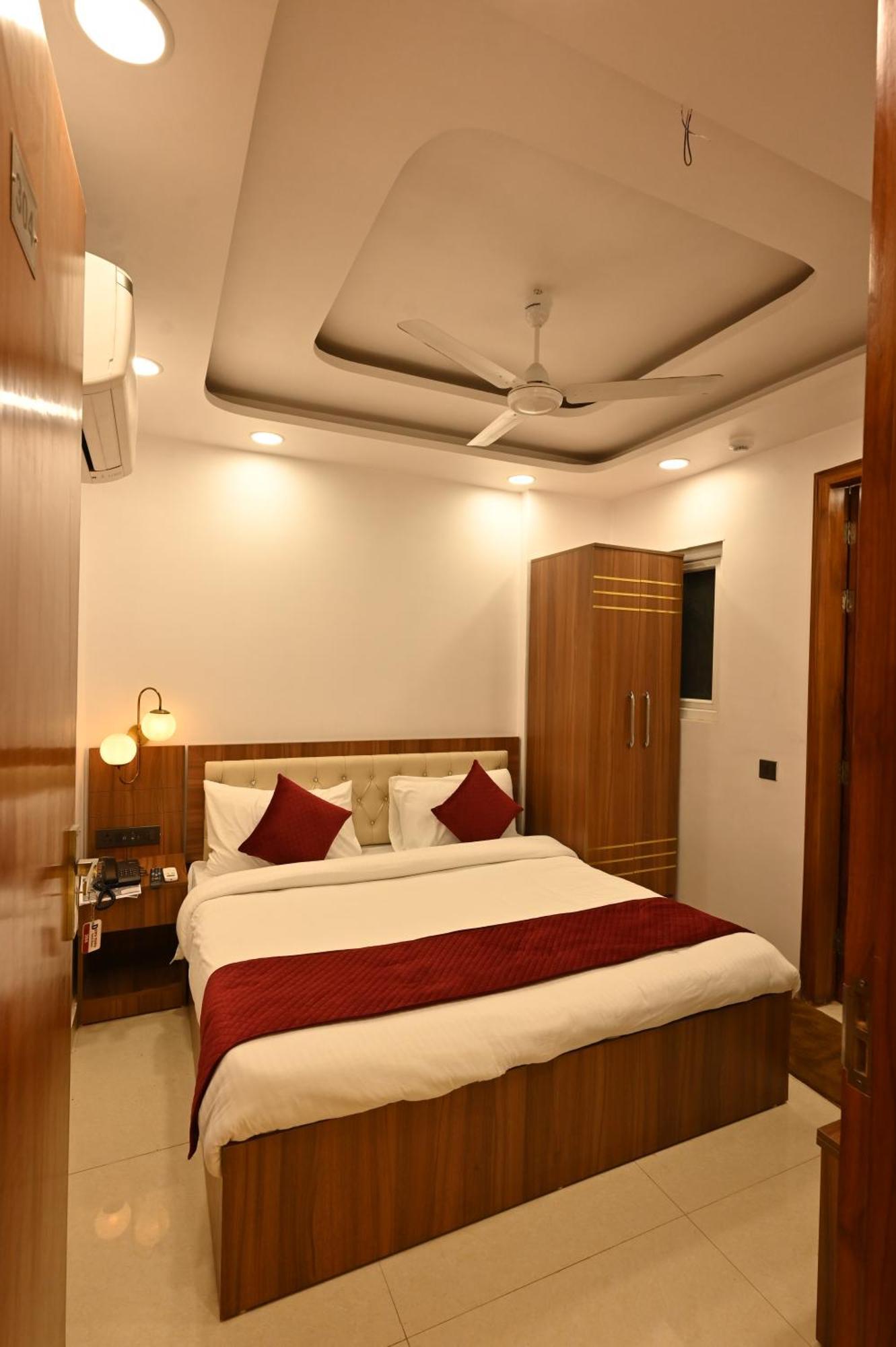 Down Town Paschim Vihar 3* Delhi (National Capital Territory of India)