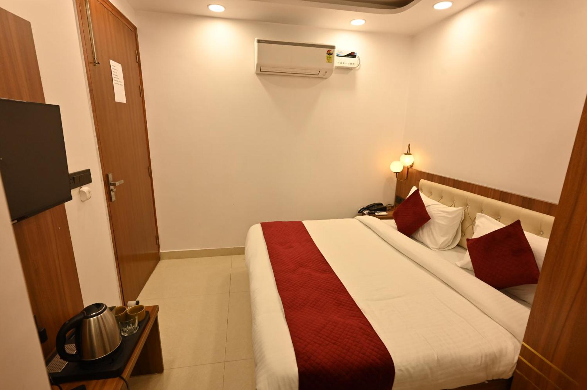 Down Town Paschim Vihar 3* Delhi (National Capital Territory of India)