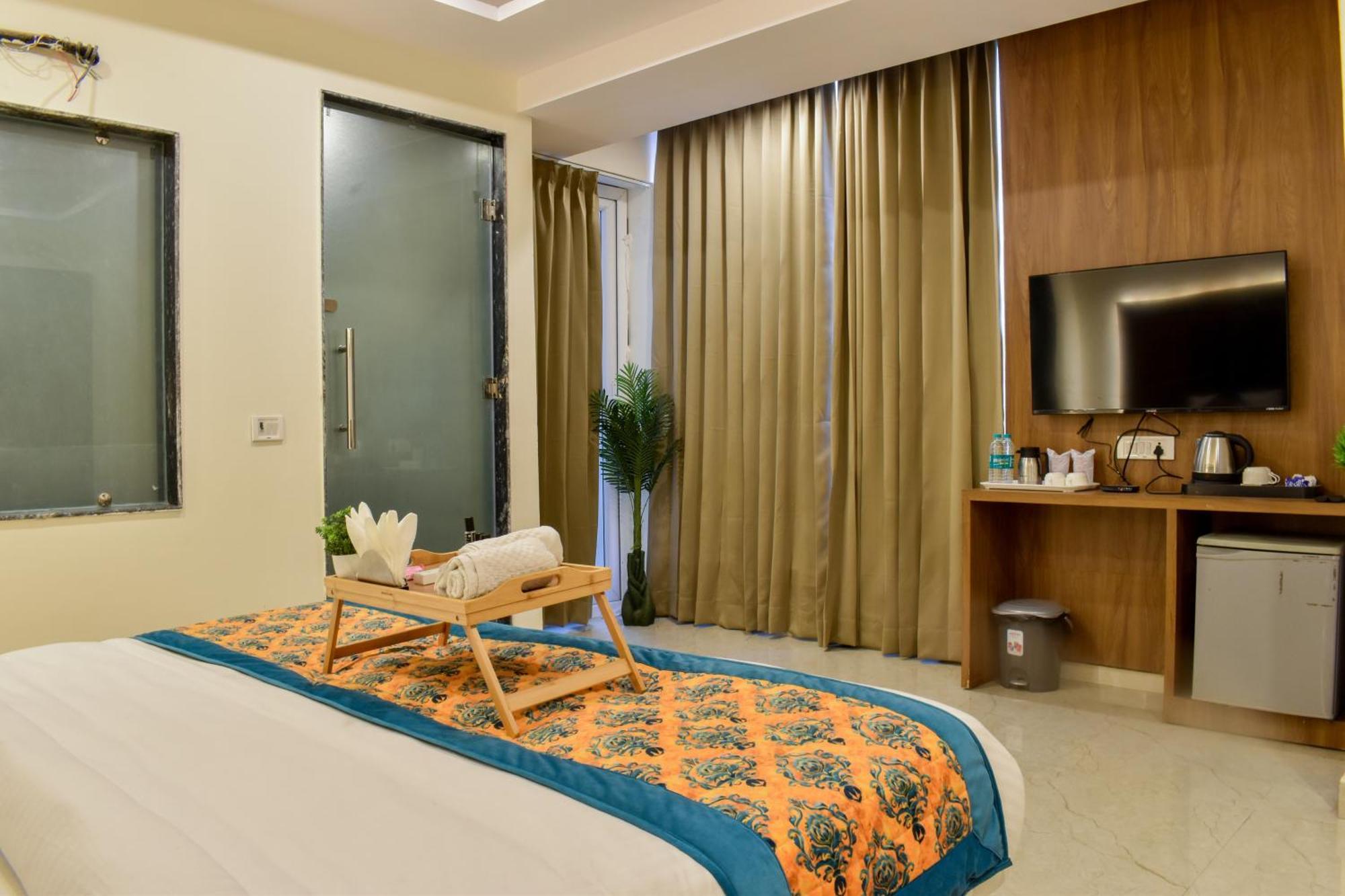 Yash Palace 3*