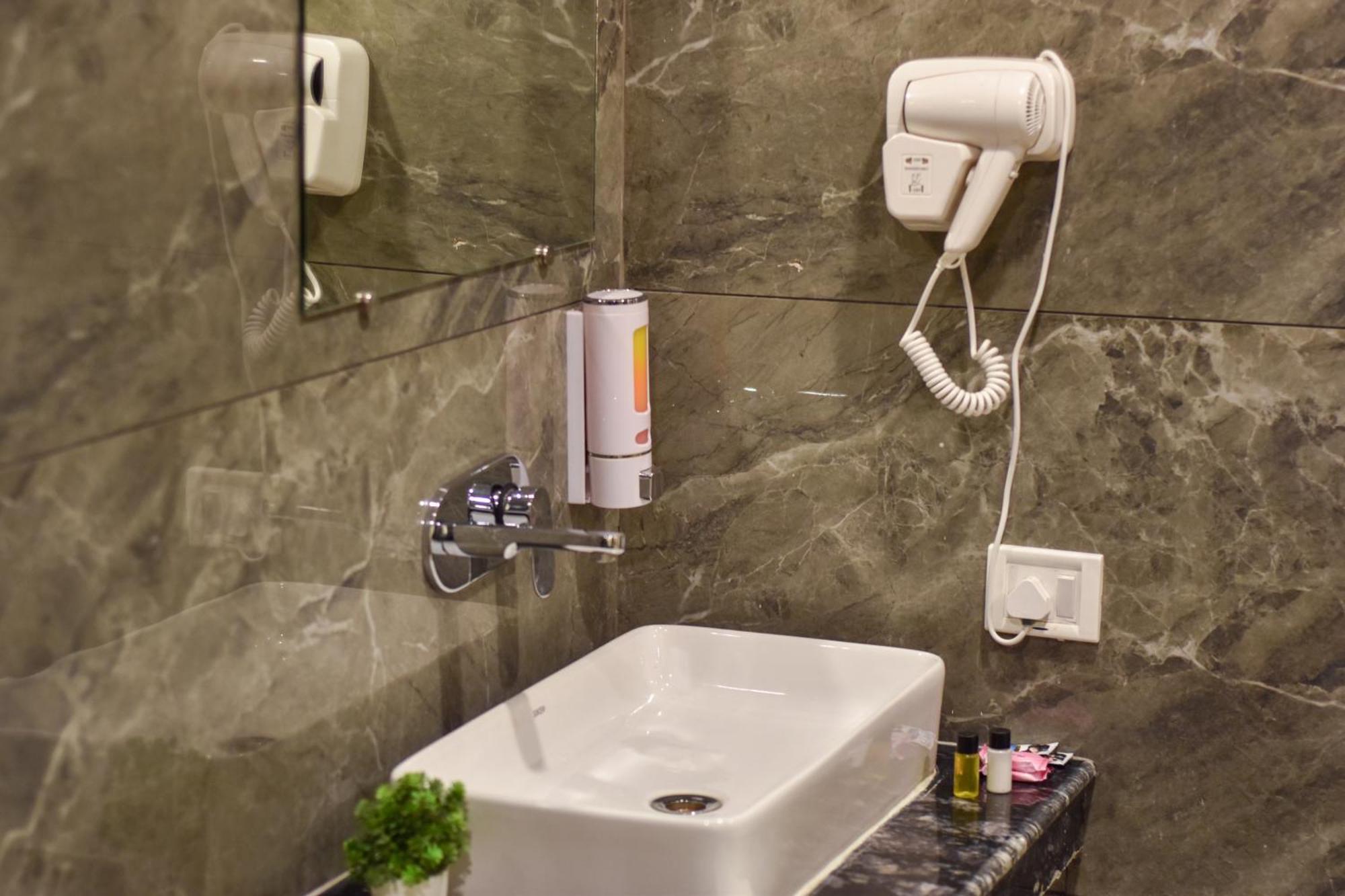 Hotel Yash Palace 3*