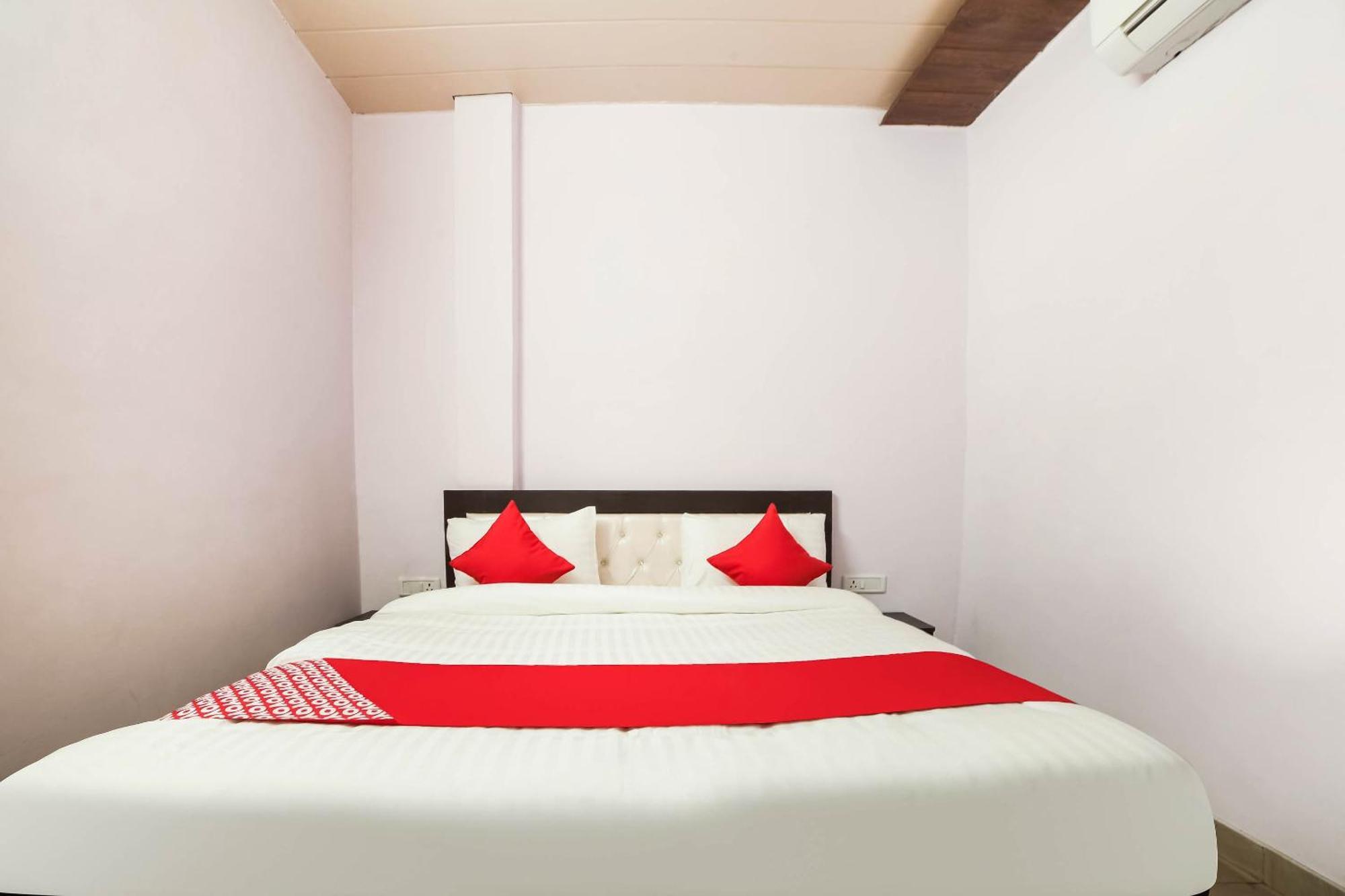 Hotel O Iris Lite Delhi (National Capital Territory of India)