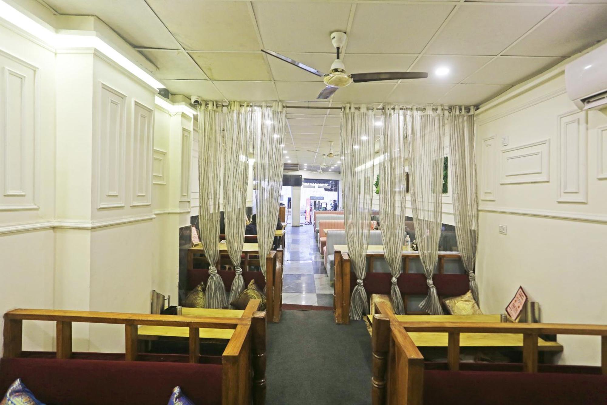 Aman Imperial Just A Minute Away From Railway Station And Connaught Place 4*