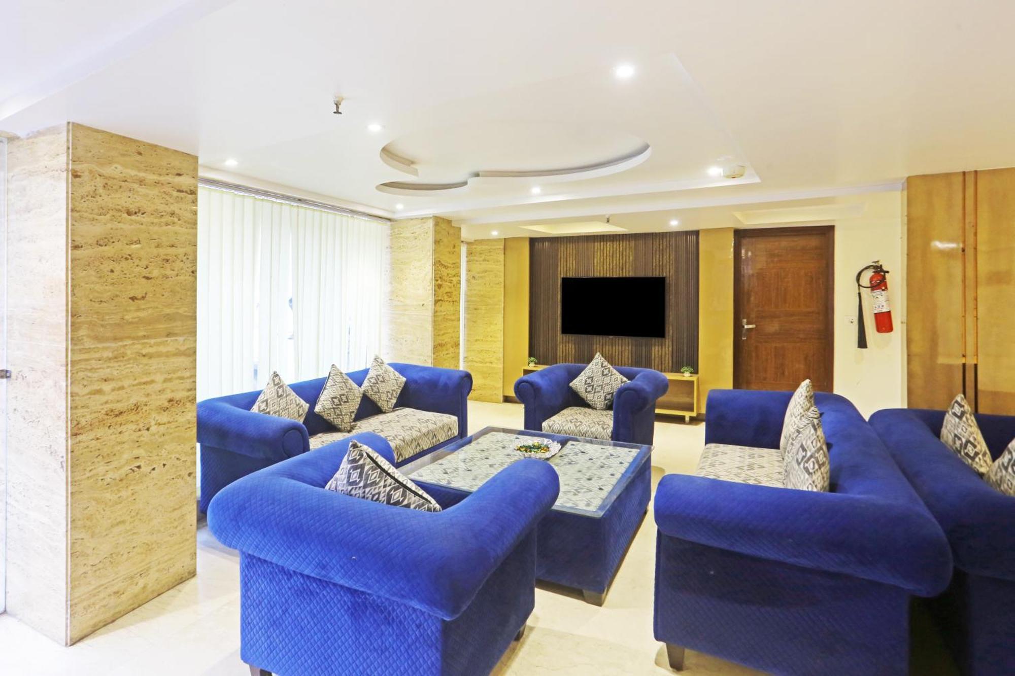 Aman Imperial Just A Minute Away From Railway Station And Connaught Place Hotel 4*