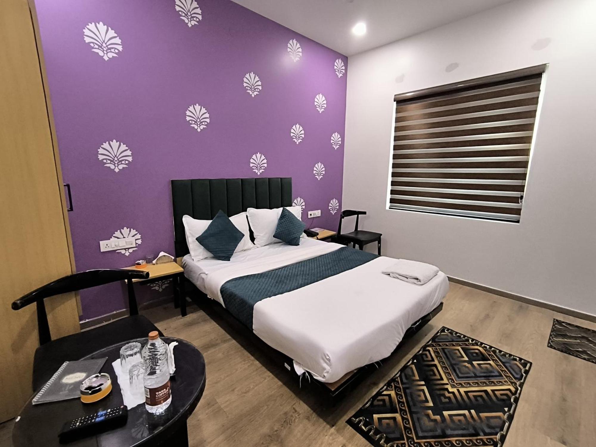 7 Star Paschim Vihar Couple Friendly Hotel Delhi (National Capital Territory of India)