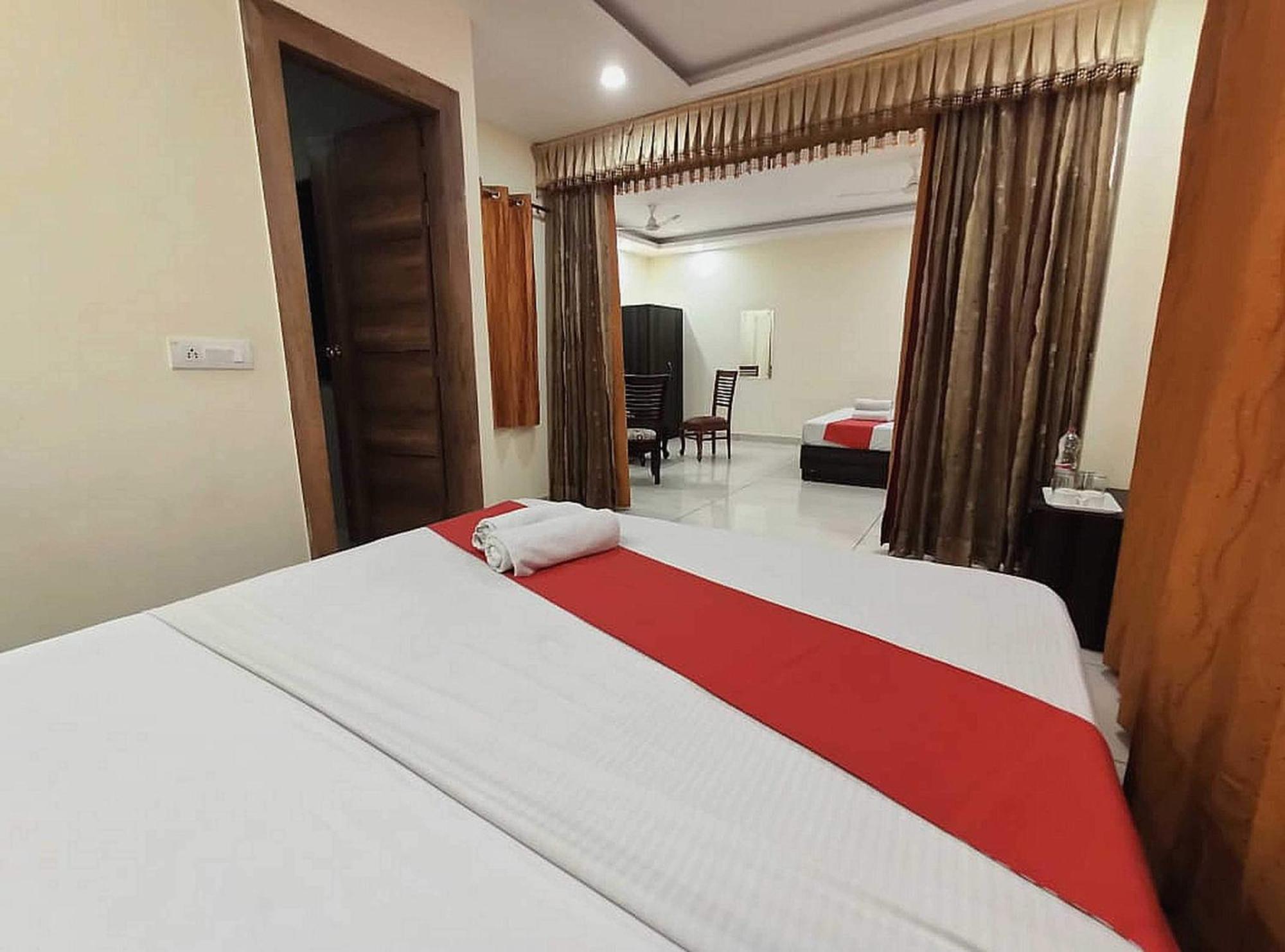 Hotel O King Plaza