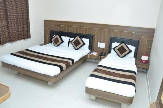 Glace Near Igi Airport Hotel 3*