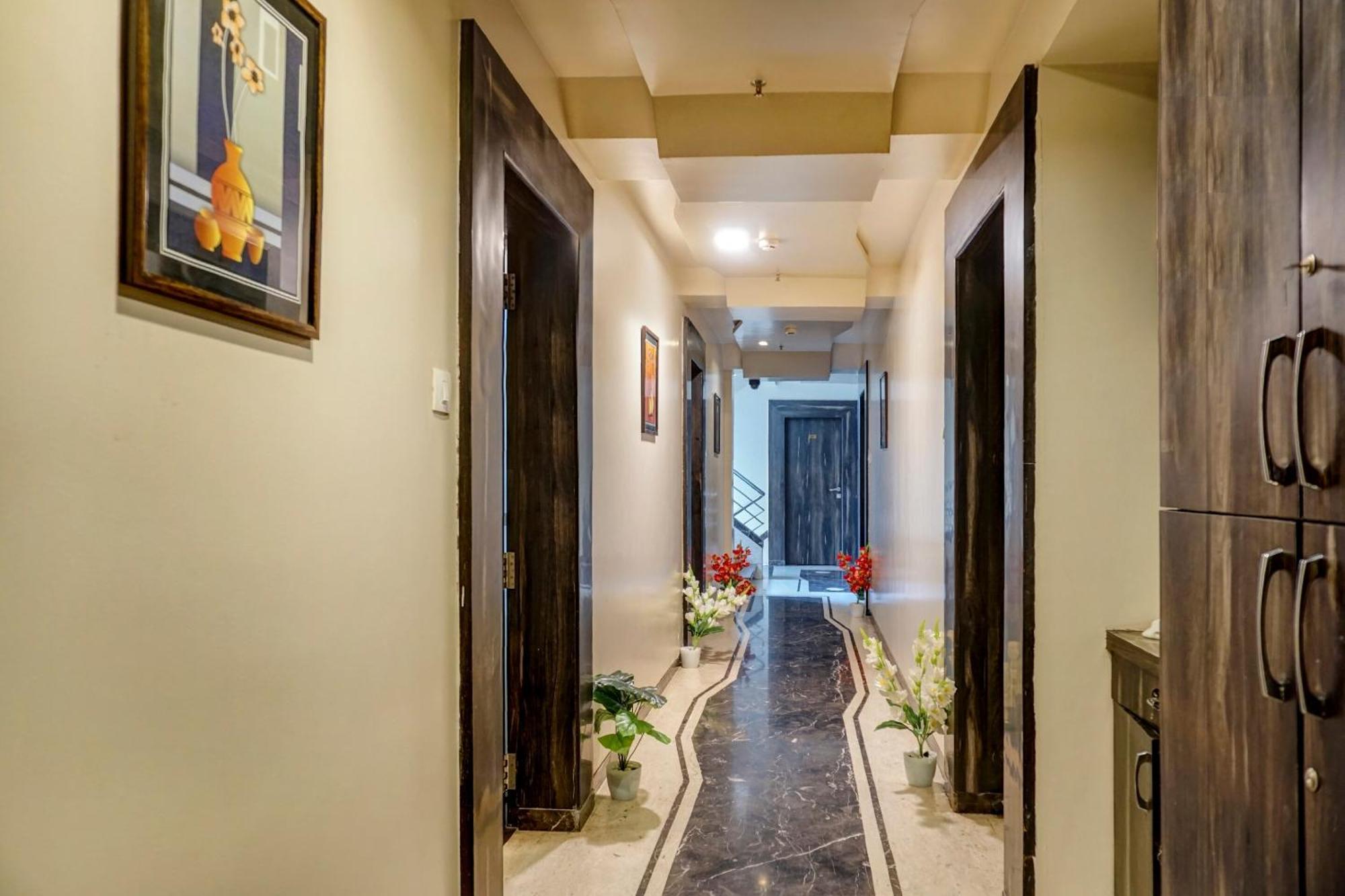 Hotel Tela Near Igi Airport Delhi 4*