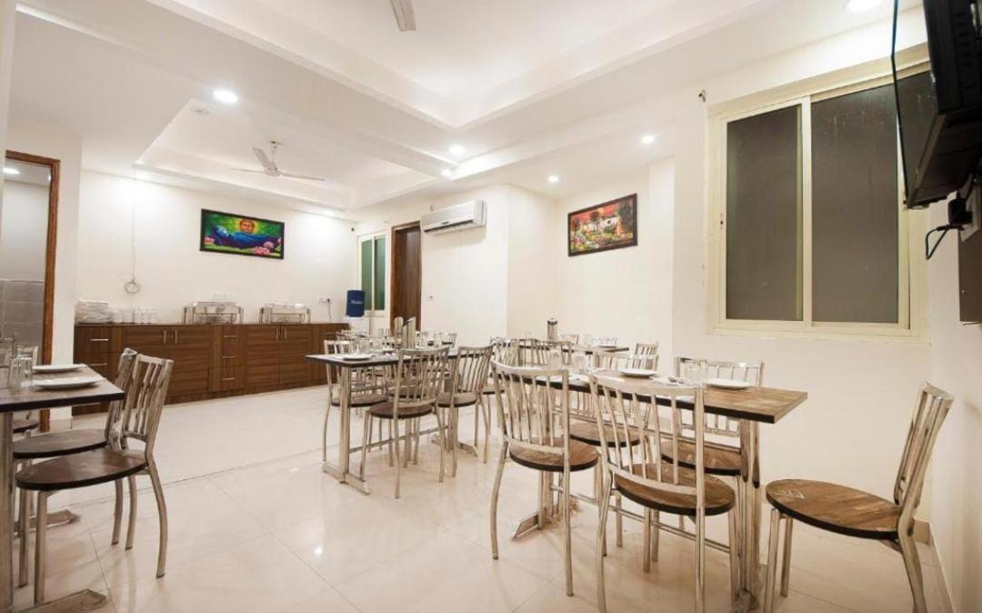 Park Suites At Delhi Airport Acomodação com café da manhã  Nova Deli