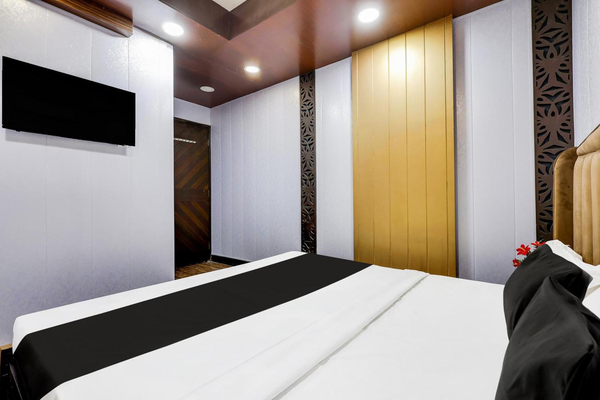 O New Pocket Hotel New Delhi