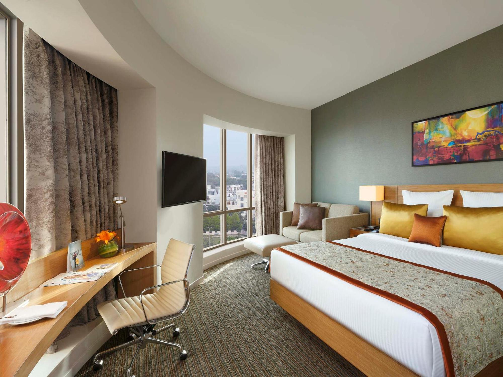 Hotel Olive Near Delhi Airport