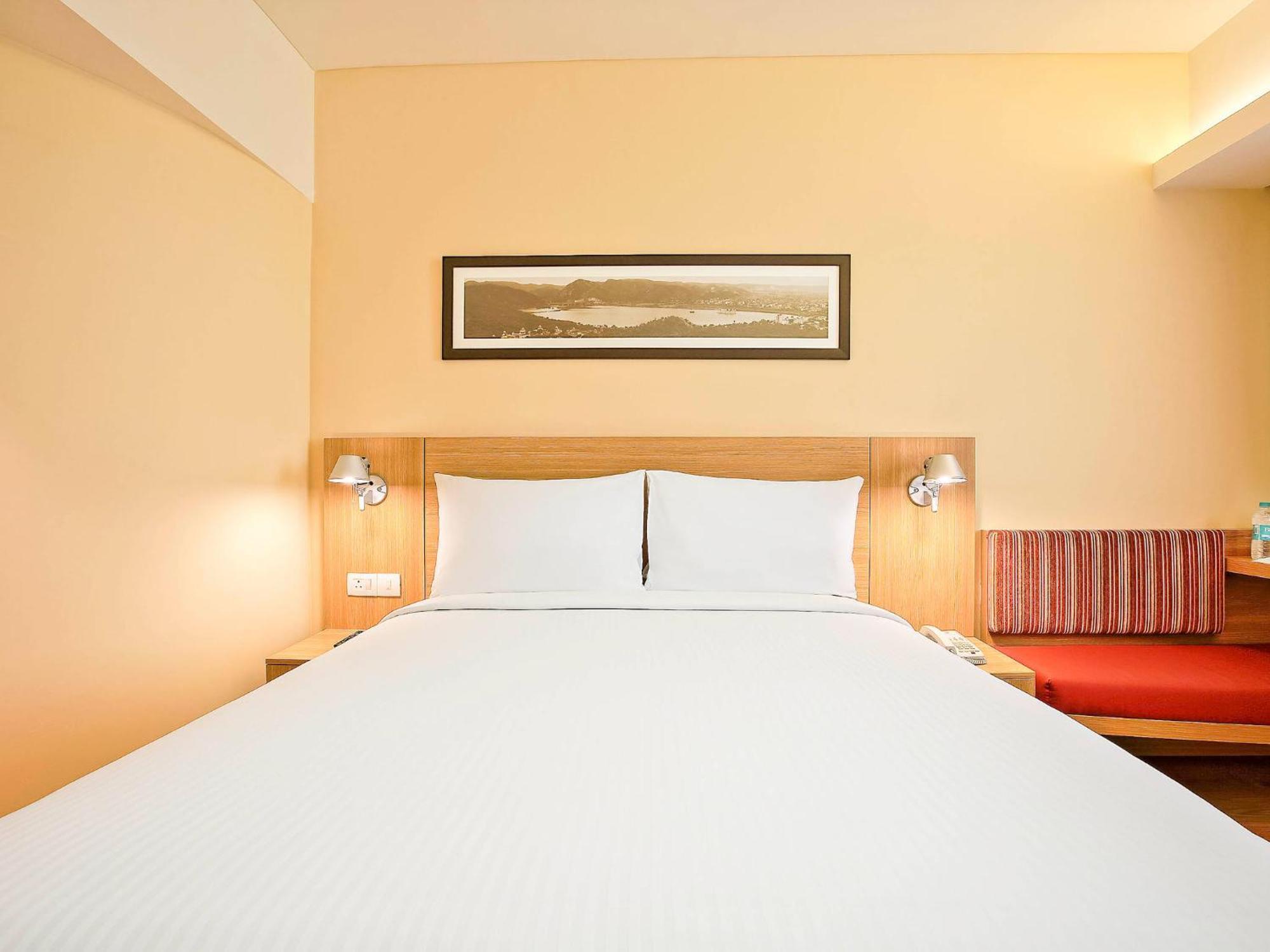 Olive Near Delhi Airport 4* New Delhi