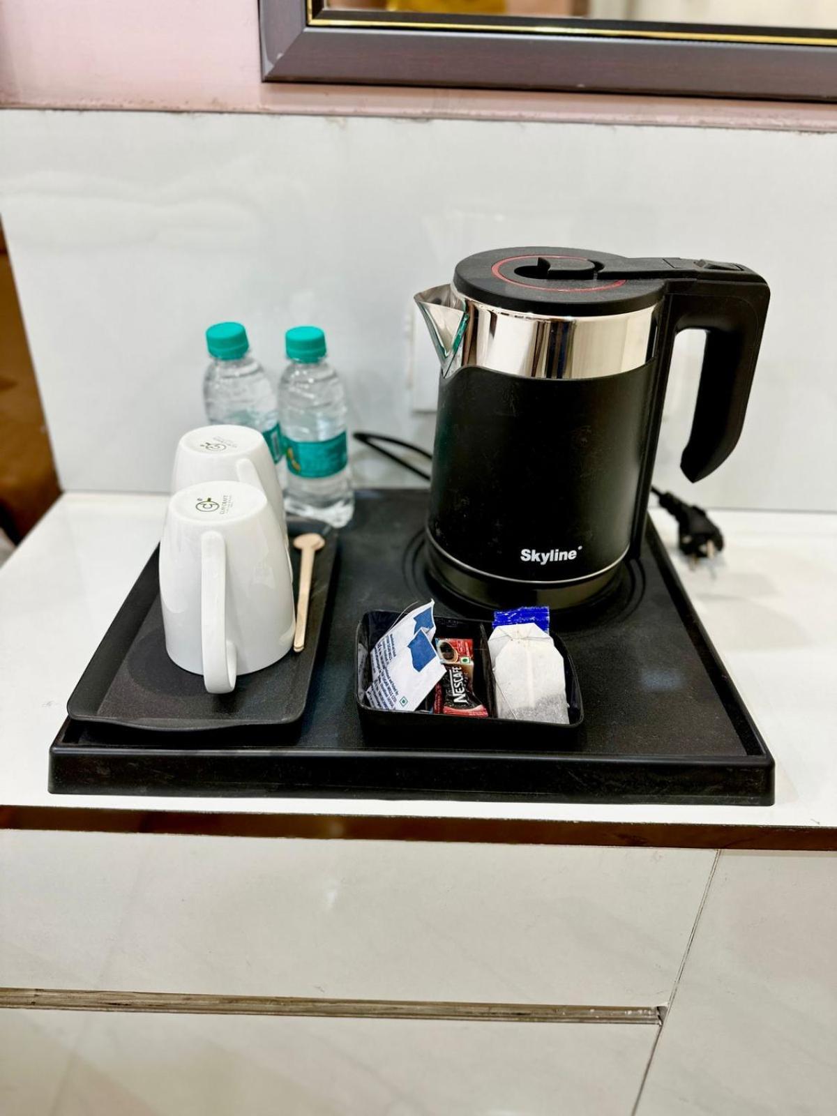 Shri Hotel Nova Deli