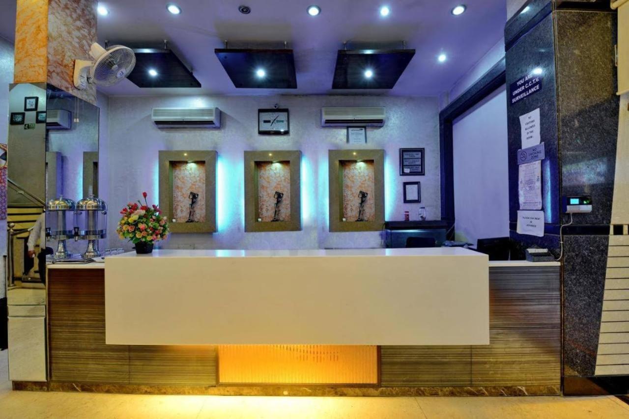 Hanuwant Place - 3 Minutes By Walk Aerocity Metro Station Hotel New Delhi