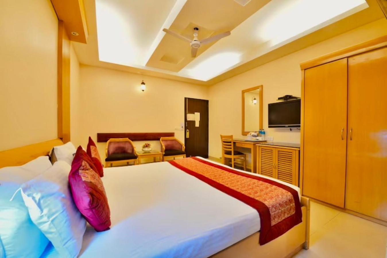 Clark Height 3* Delhi (National Capital Territory of India)