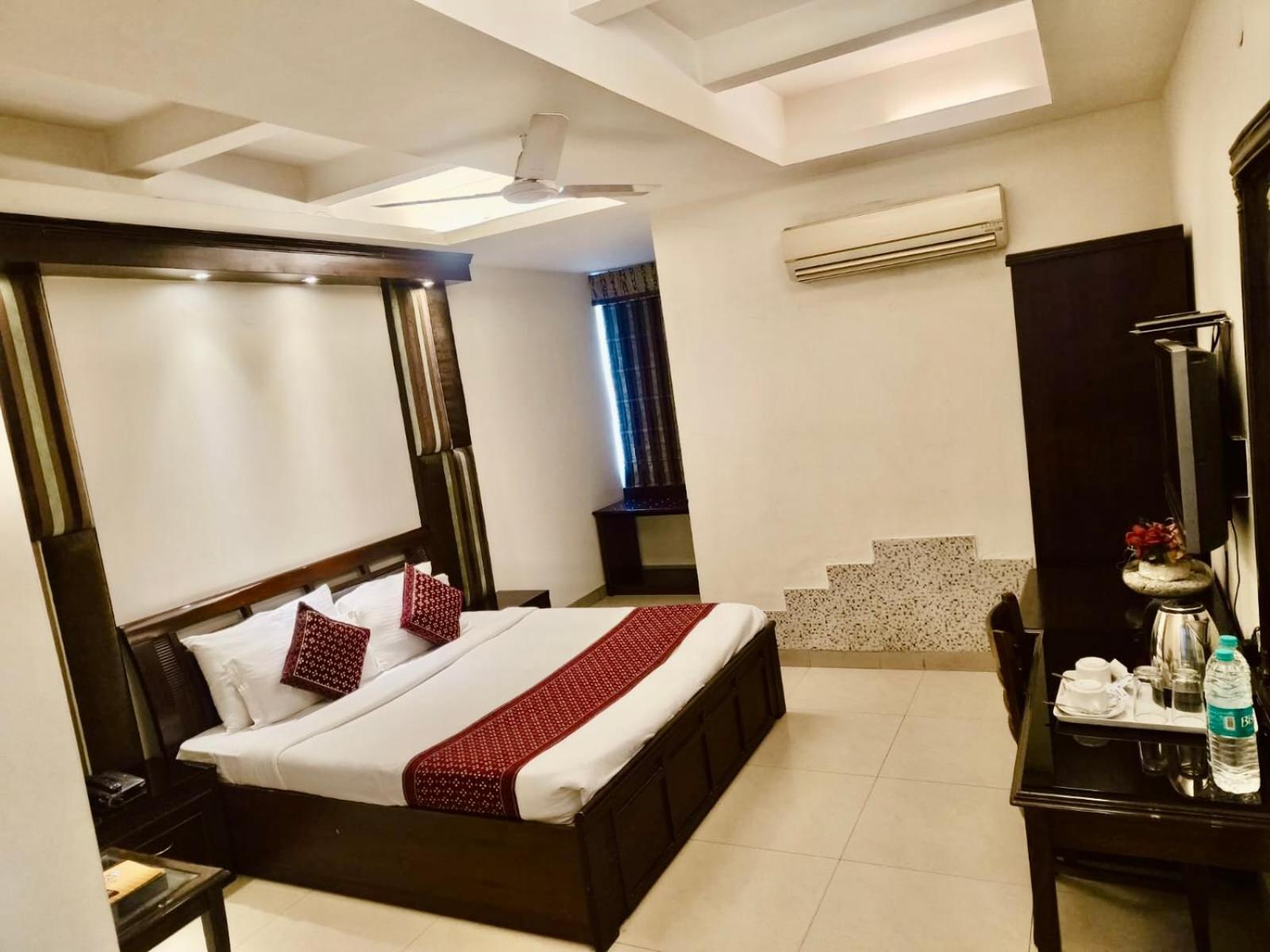 Clark Height 3* Delhi (National Capital Territory of India)