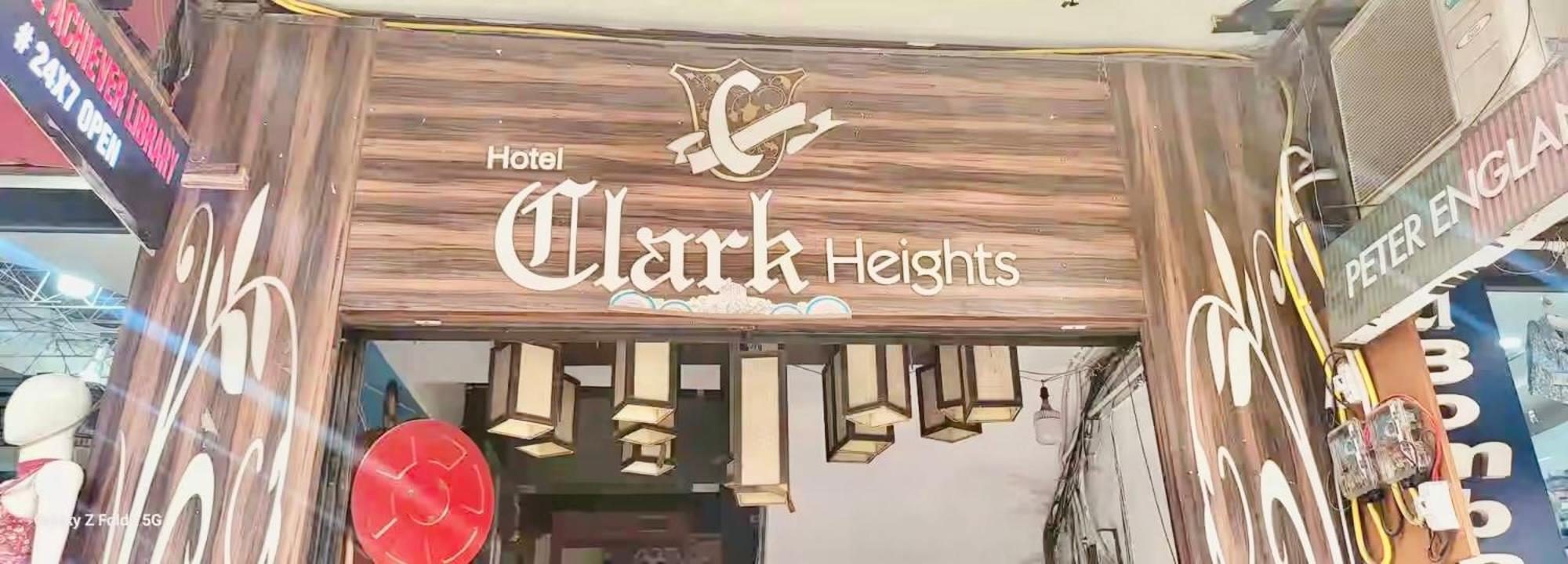 Hotel Clark Height