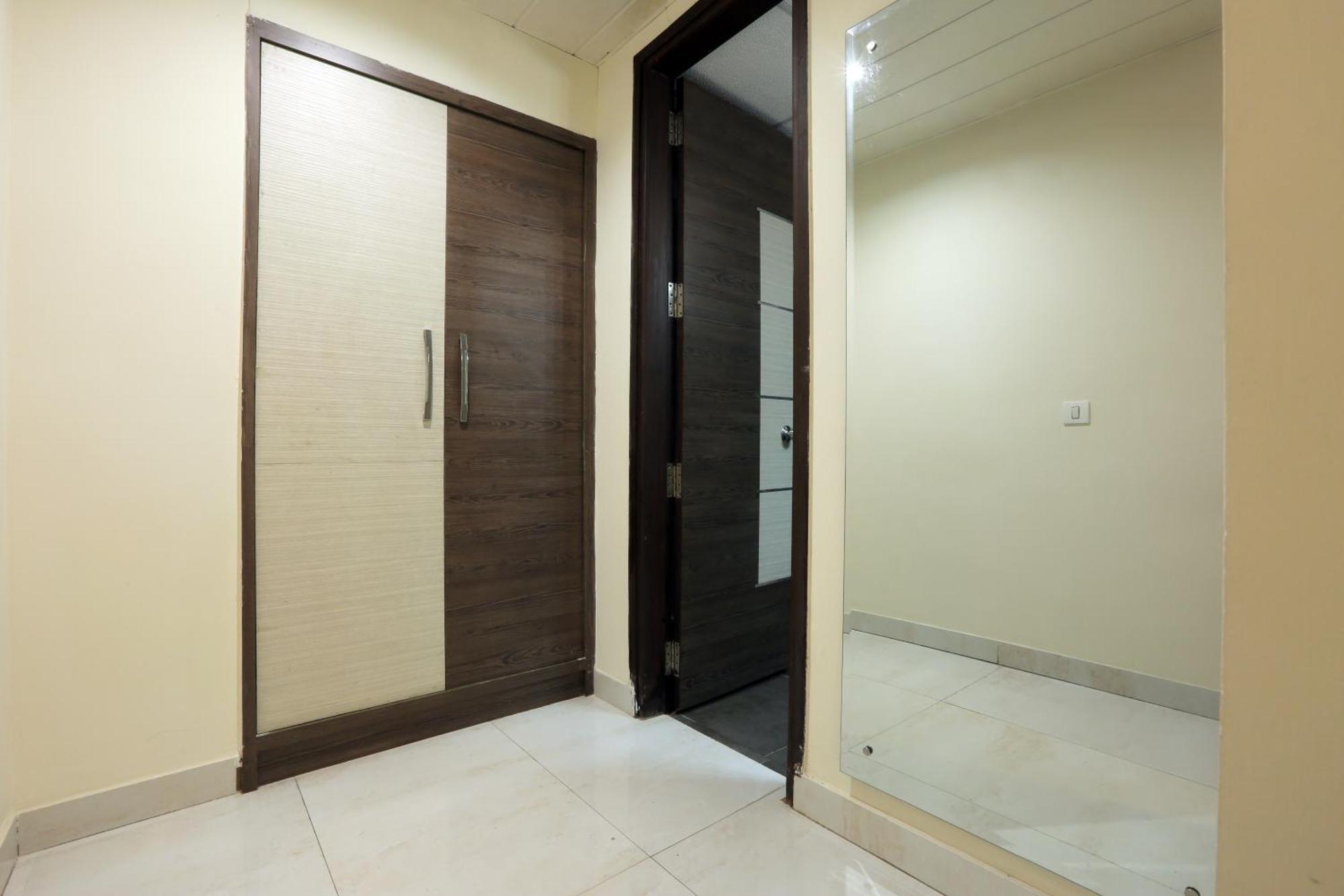 Hotel Aerostay Residency Delhi Airport