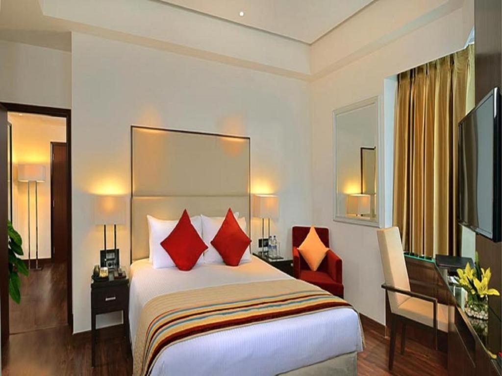 Royal Infinity Near Delhi Airport Hotel