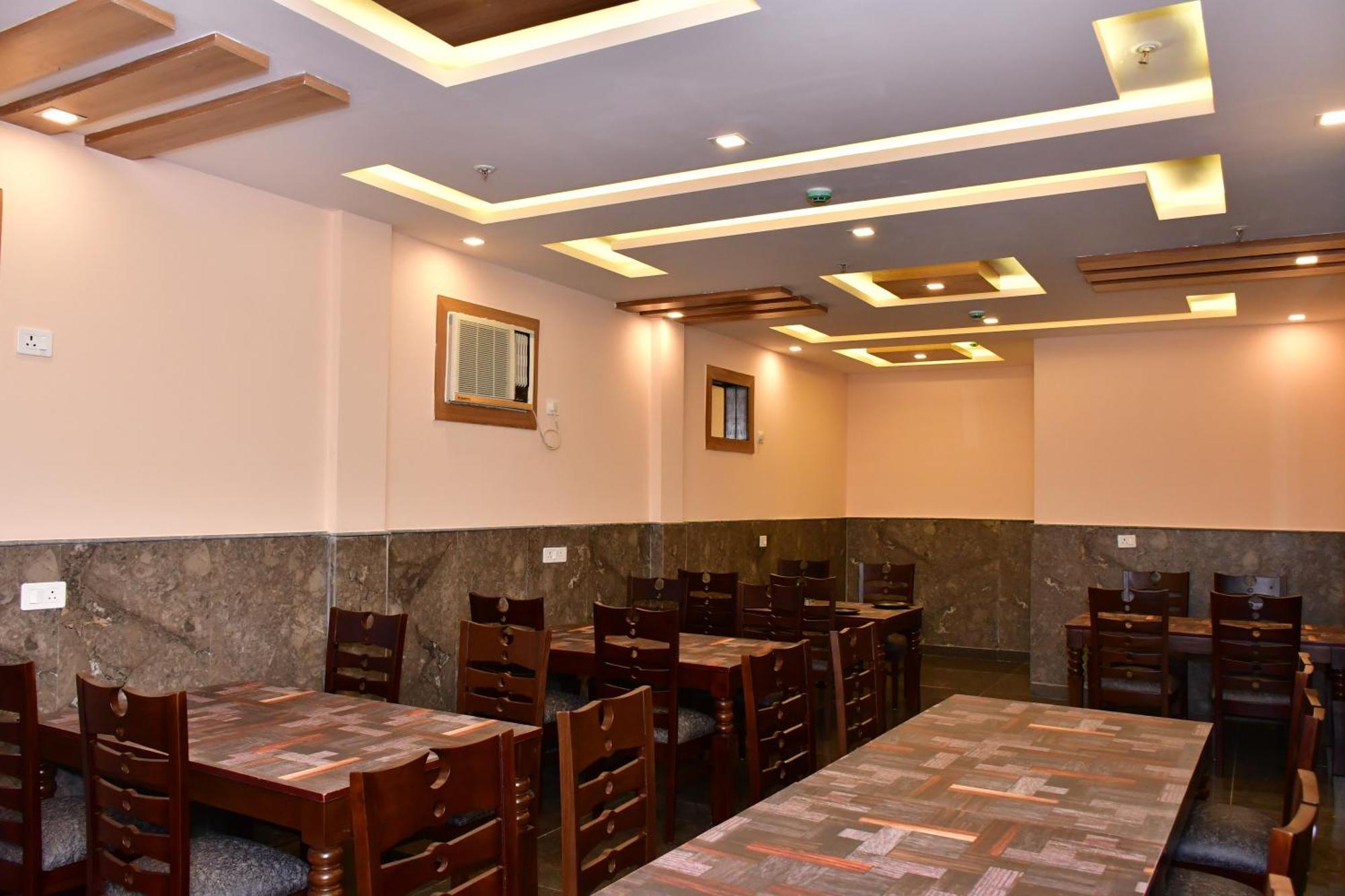 Hotel Hotel Grand Ivy Plaza New Delhi