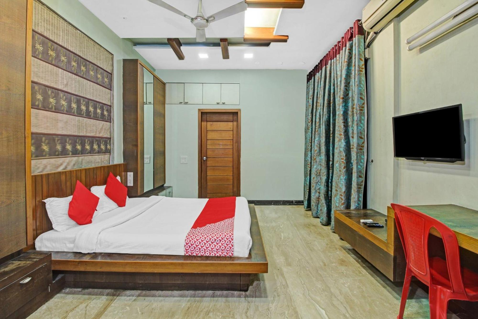 Super O Kalkaji Delhi Formerly Pragya Palace Hotel *