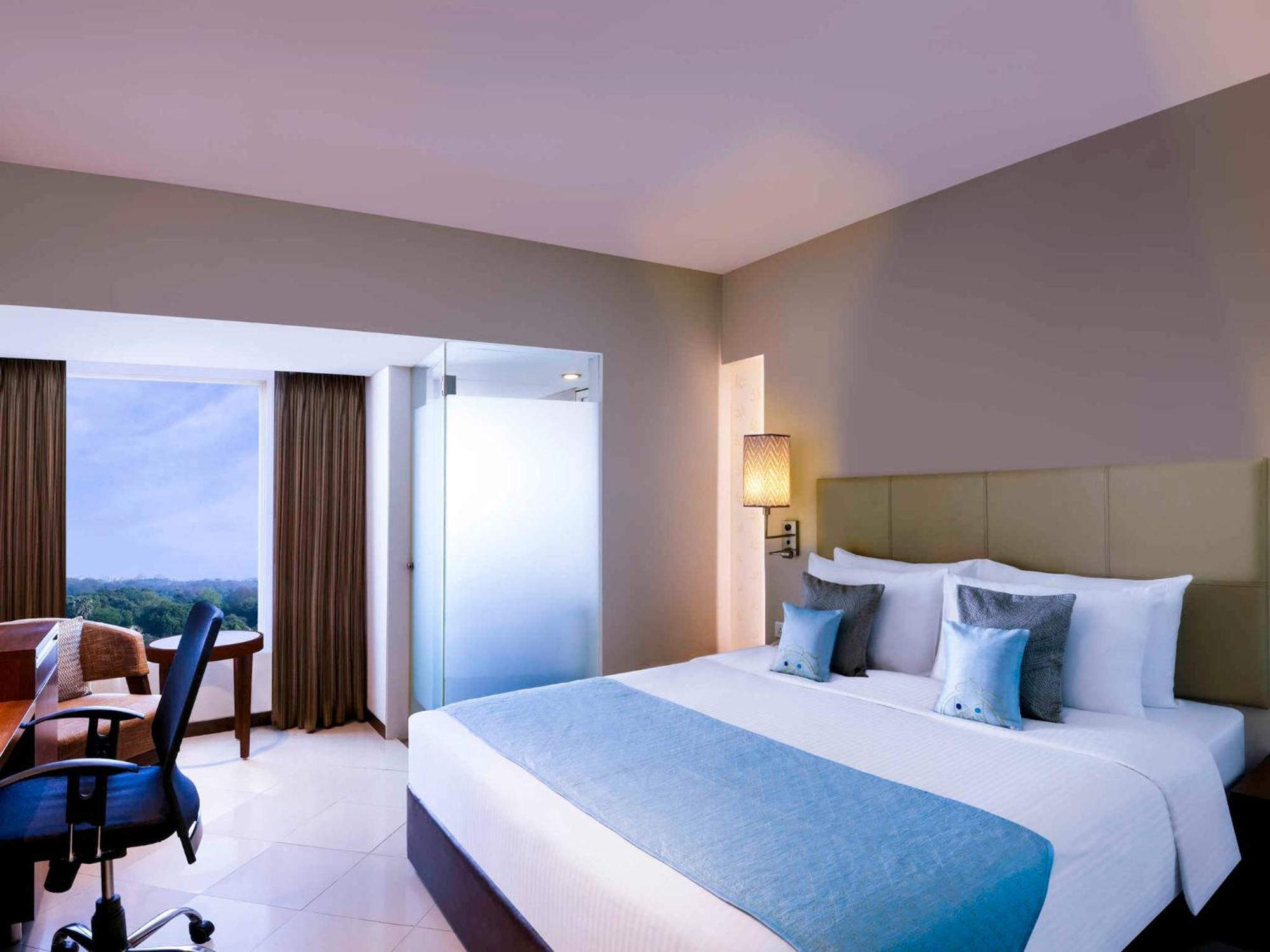 Olive Aero Hotel 4*