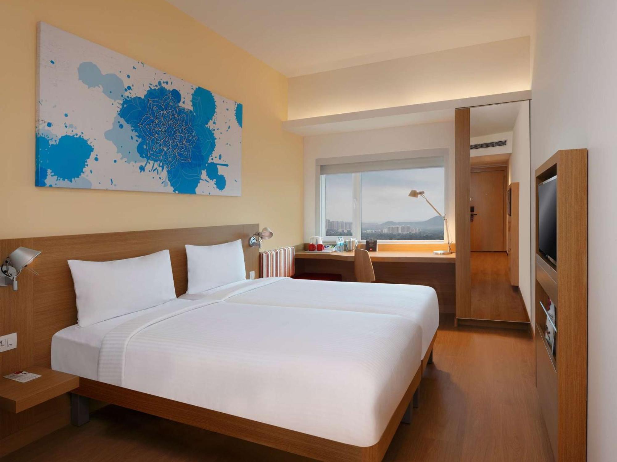 Hotel Olive Aero 4*
