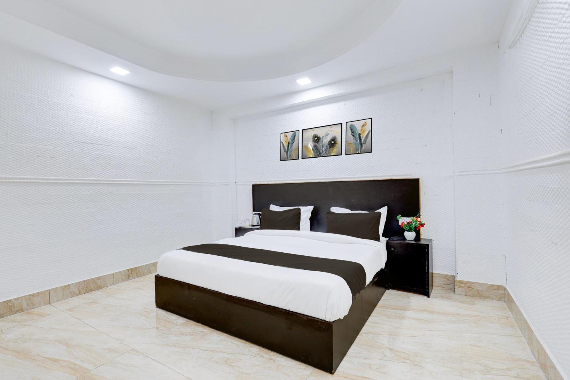 O Grand Heights Hotel New Delhi