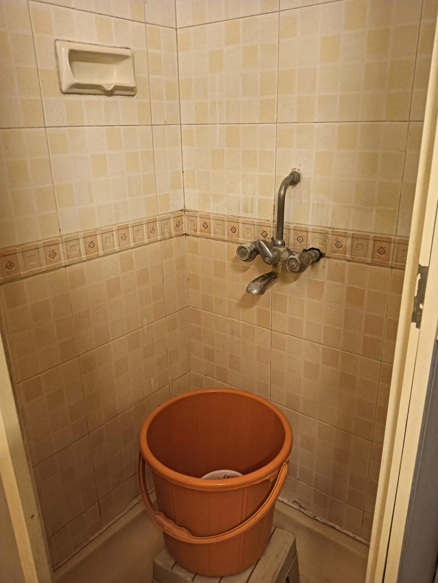 Hotel Classic Near Karol Bagh Metro Nova Deli