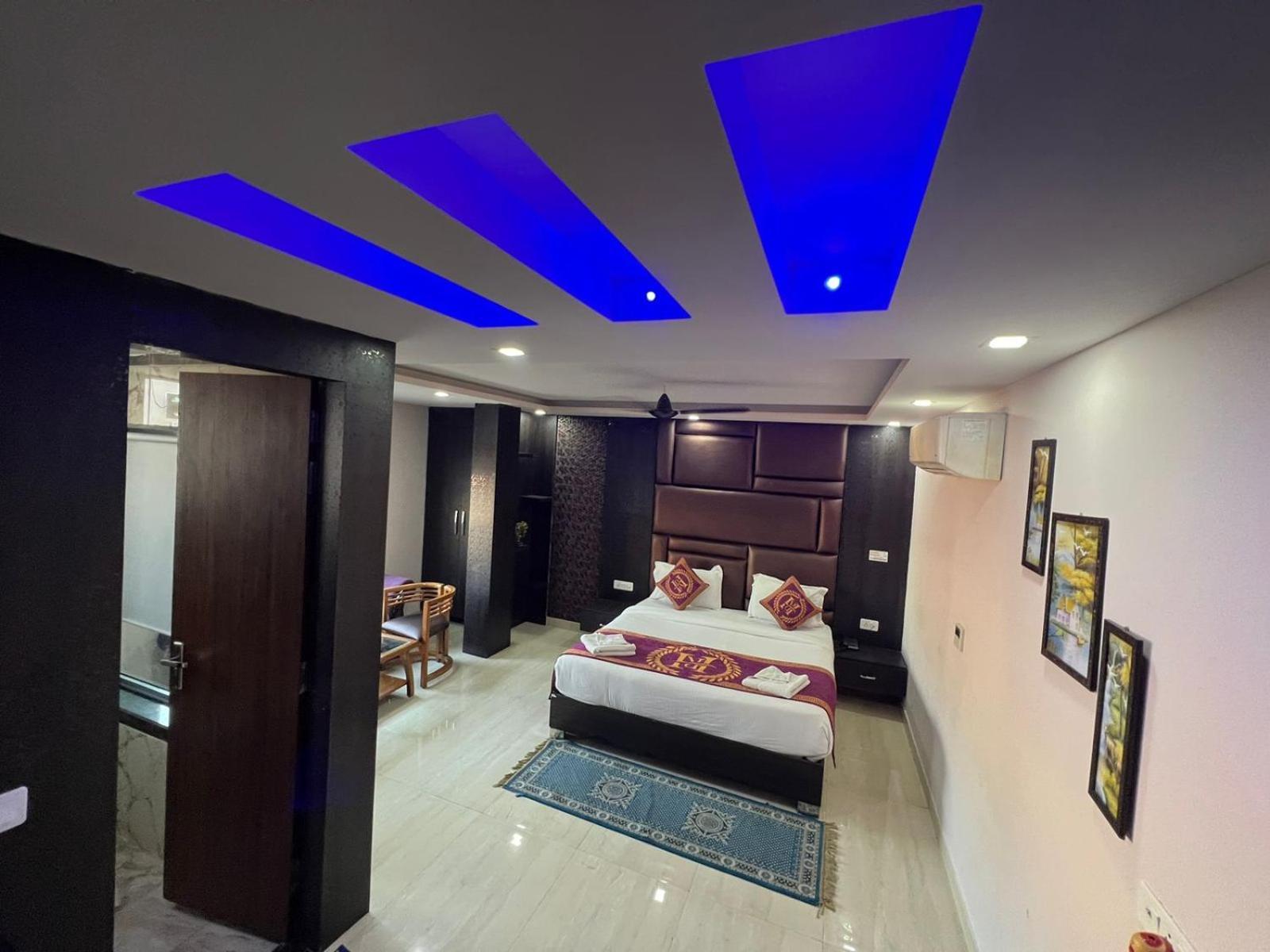 Hotel Grand Ivy Plaza New Delhi