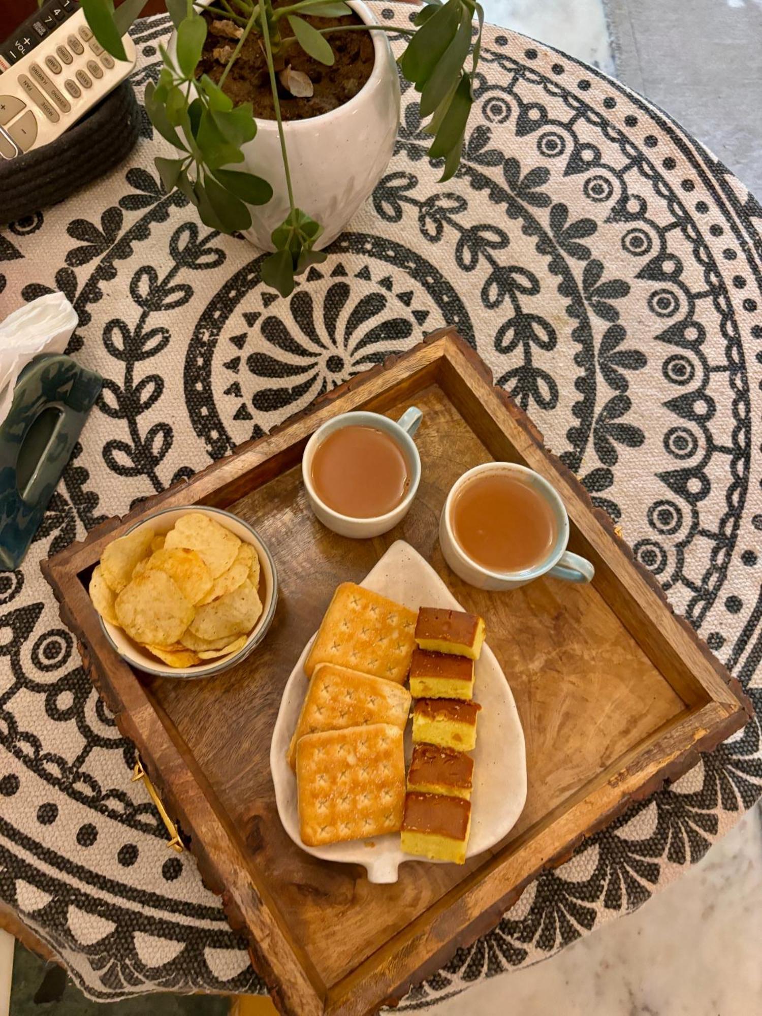 Bed & Breakfast Atharva's By Goaround Homes - Nehru Enclave Metro, South Delhi