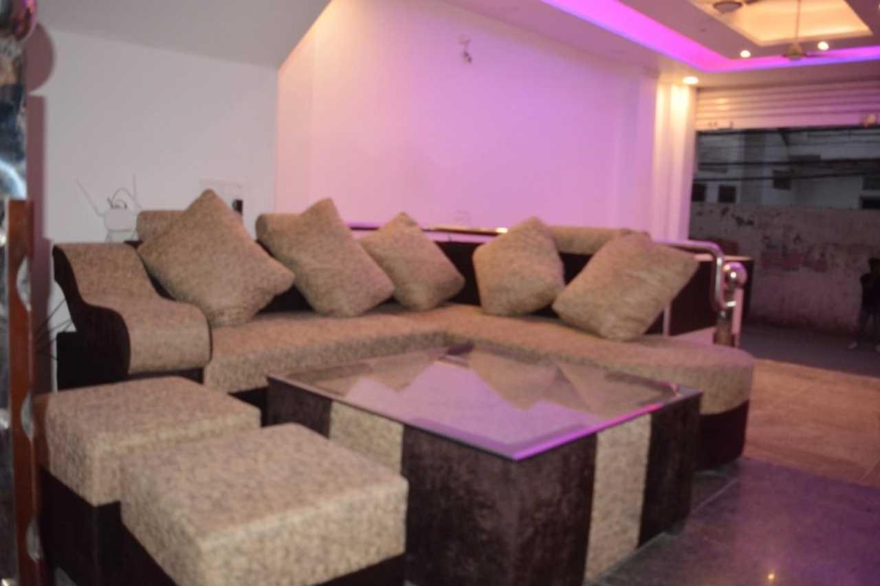 O Alpha Hotel 3*
