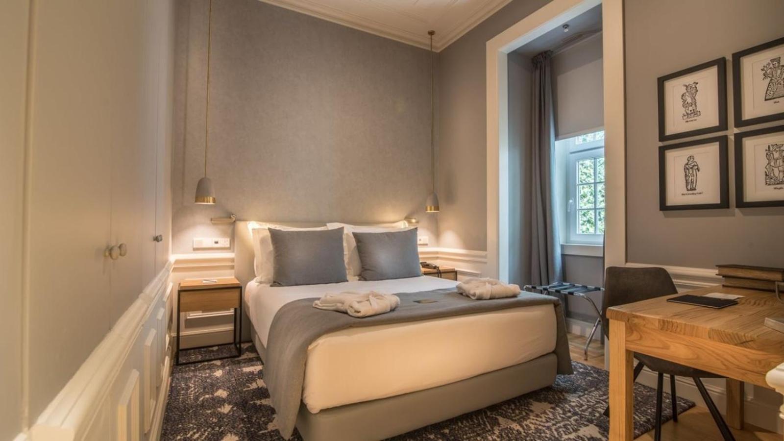 Luxe Manor Near Delhi Airport 3* New Delhi