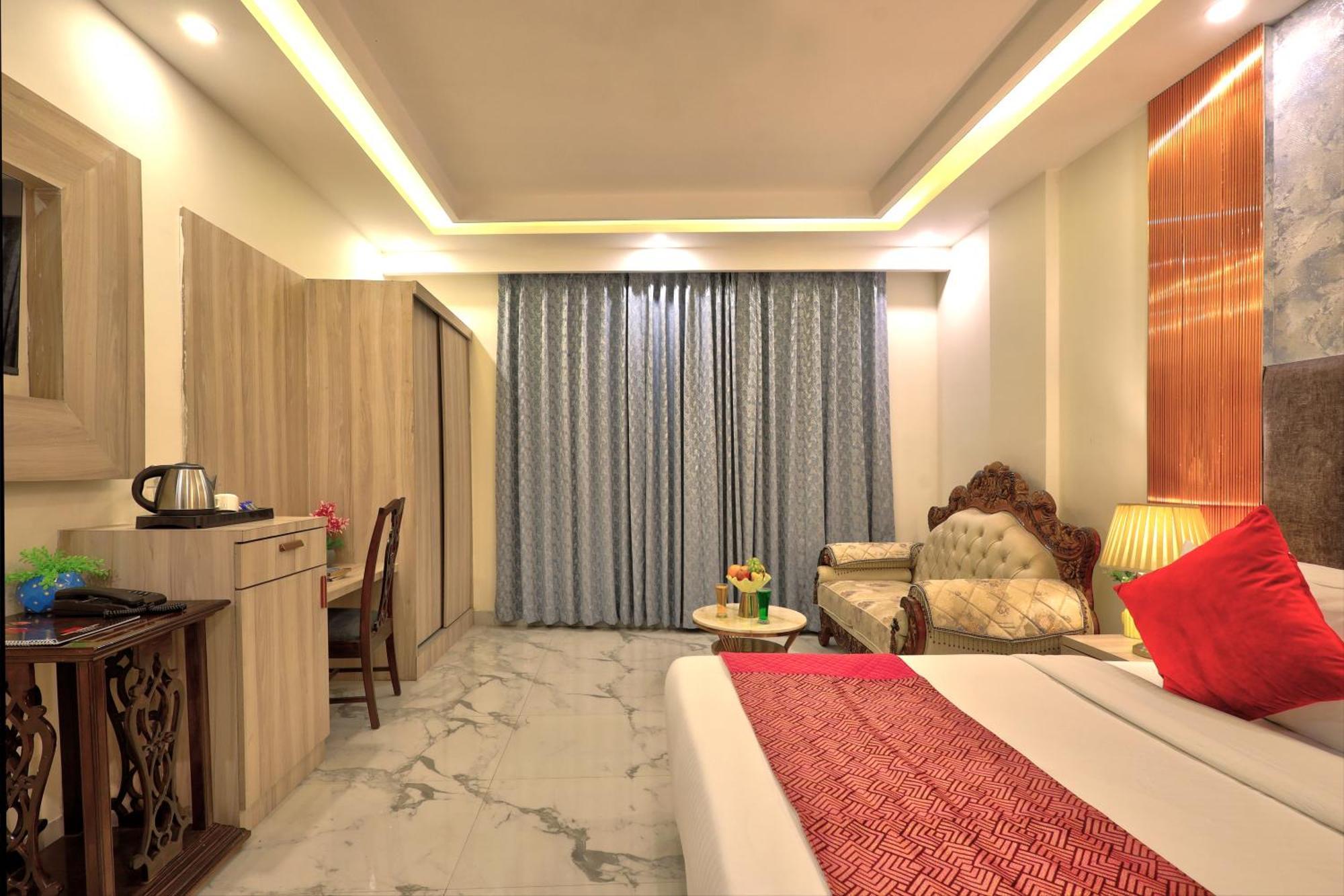 Hotel West End Igi Airport Delhi 4* New Delhi